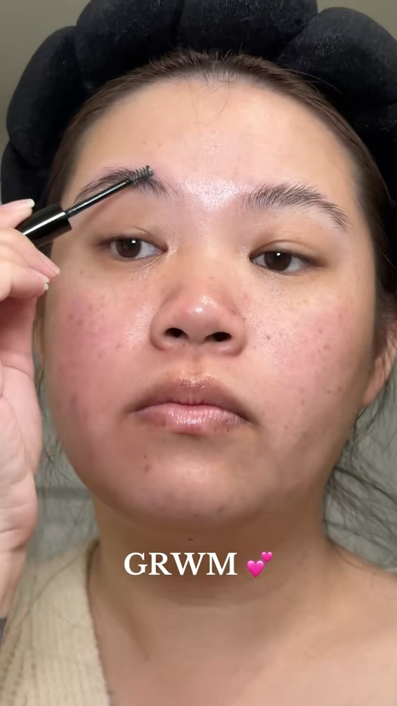 GRWM 💕

#LTKMostLoved #LTKFindsUnder50 #LTKBeauty