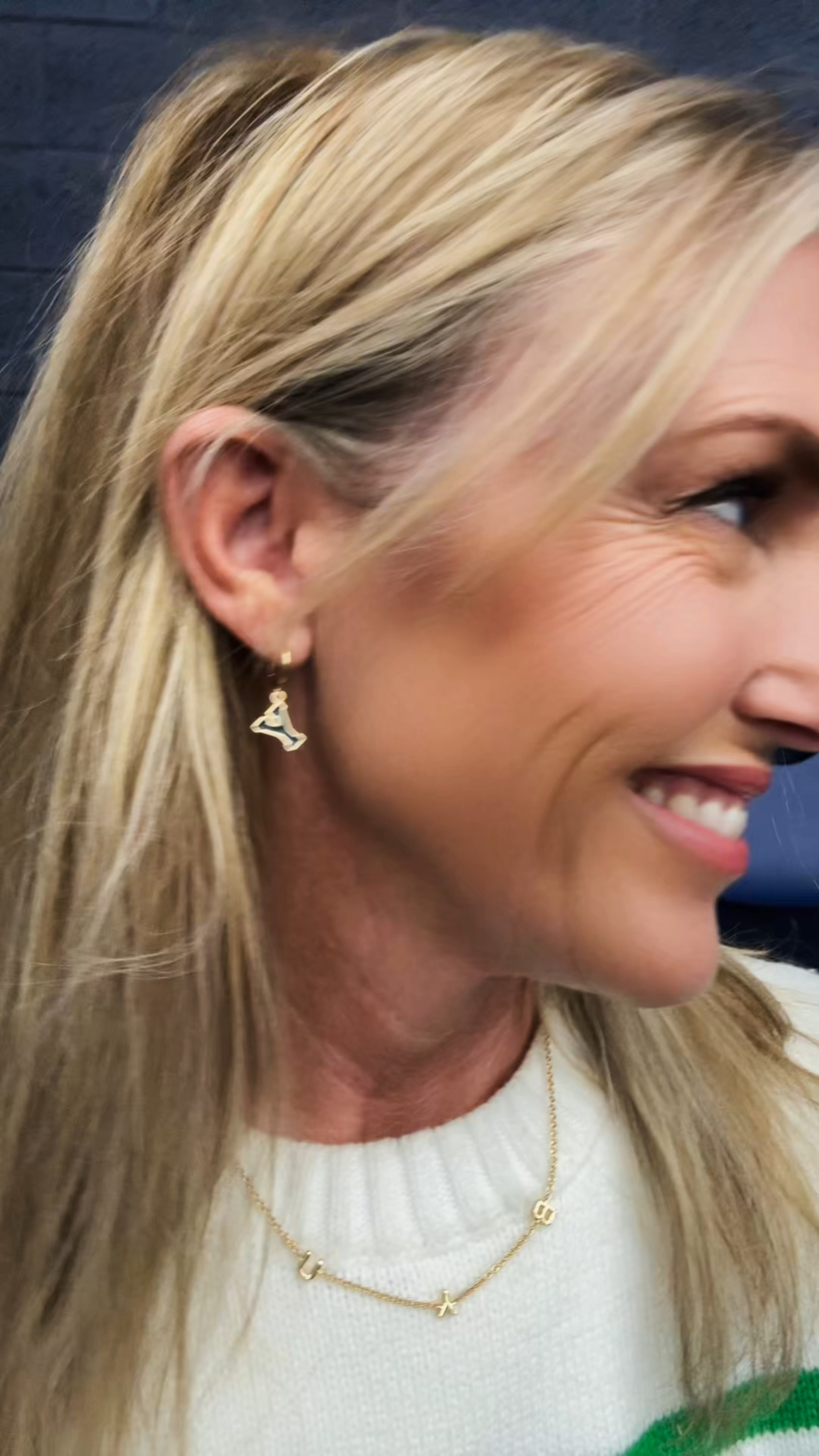 Tennis is extra fun because of the classy and beautiful fashion! 

A while back Nickel and Suede sent me these darling pieces and I knew that they would be perfect to cheer on college tennis! I also got to enjoy my ‘Bon Match’ tee from Ame & Lulu. Great quality and so classic. 

And my well loved sweater from Runway Athletics. Cool tennis vibes from head to toe! 


#LTKActive #LTKWatchNow #LTKOver40