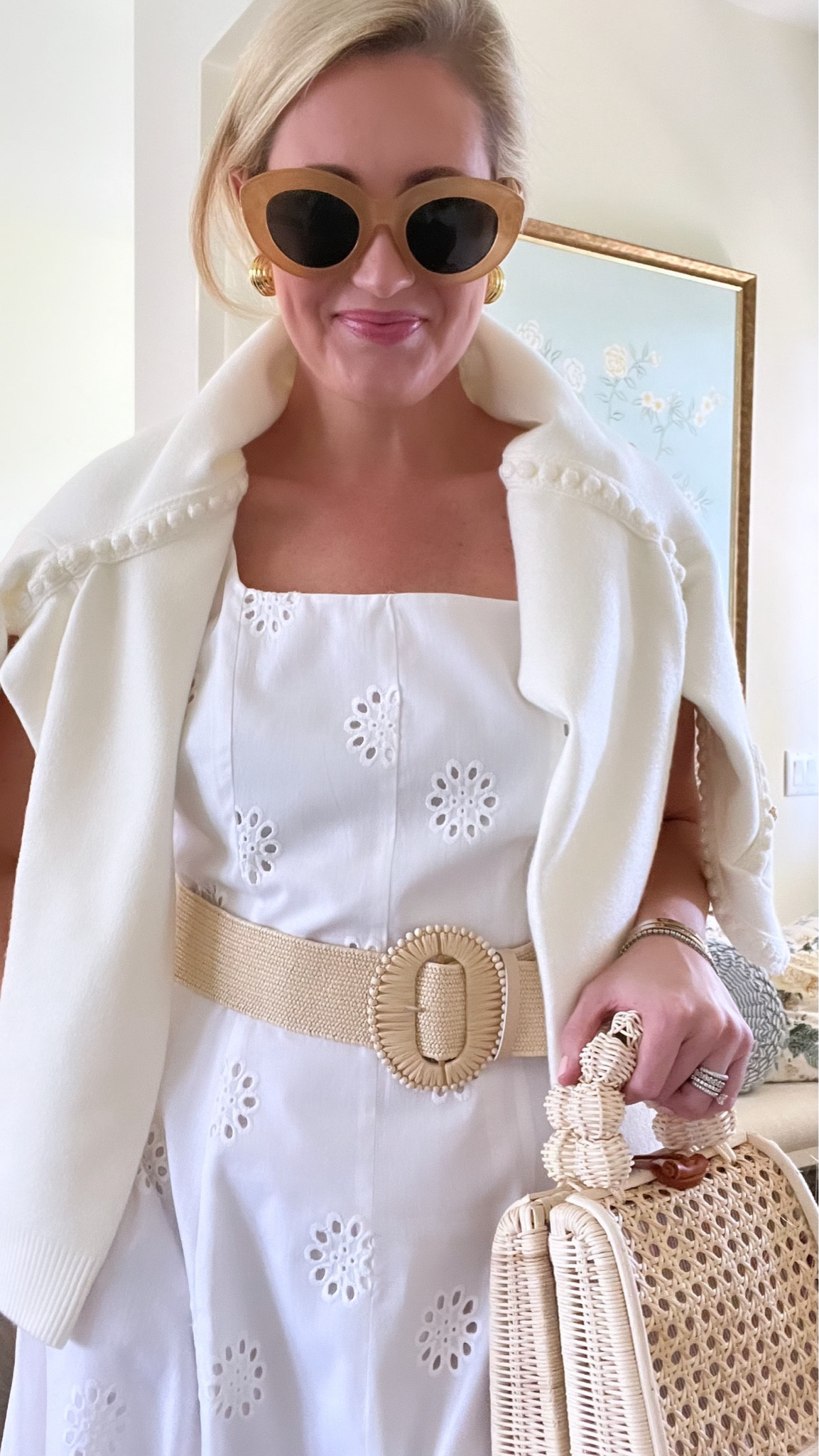 Walmart Dress! #walmartpartner This dress is darling, but runs a tad big! I sized down from a medium to a small! 
#walmartfashion @walmartfashion @walmart 