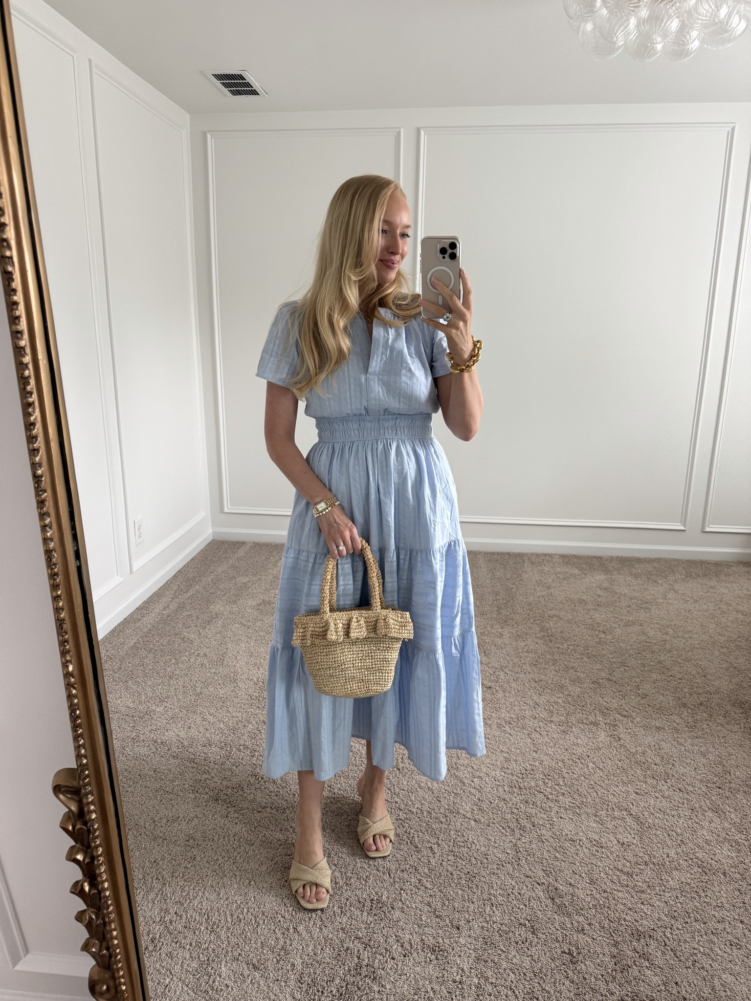 Such a cute spring dress from Amazon! Wearing a size small

Easter dress // midi dress // Amazon dresses 