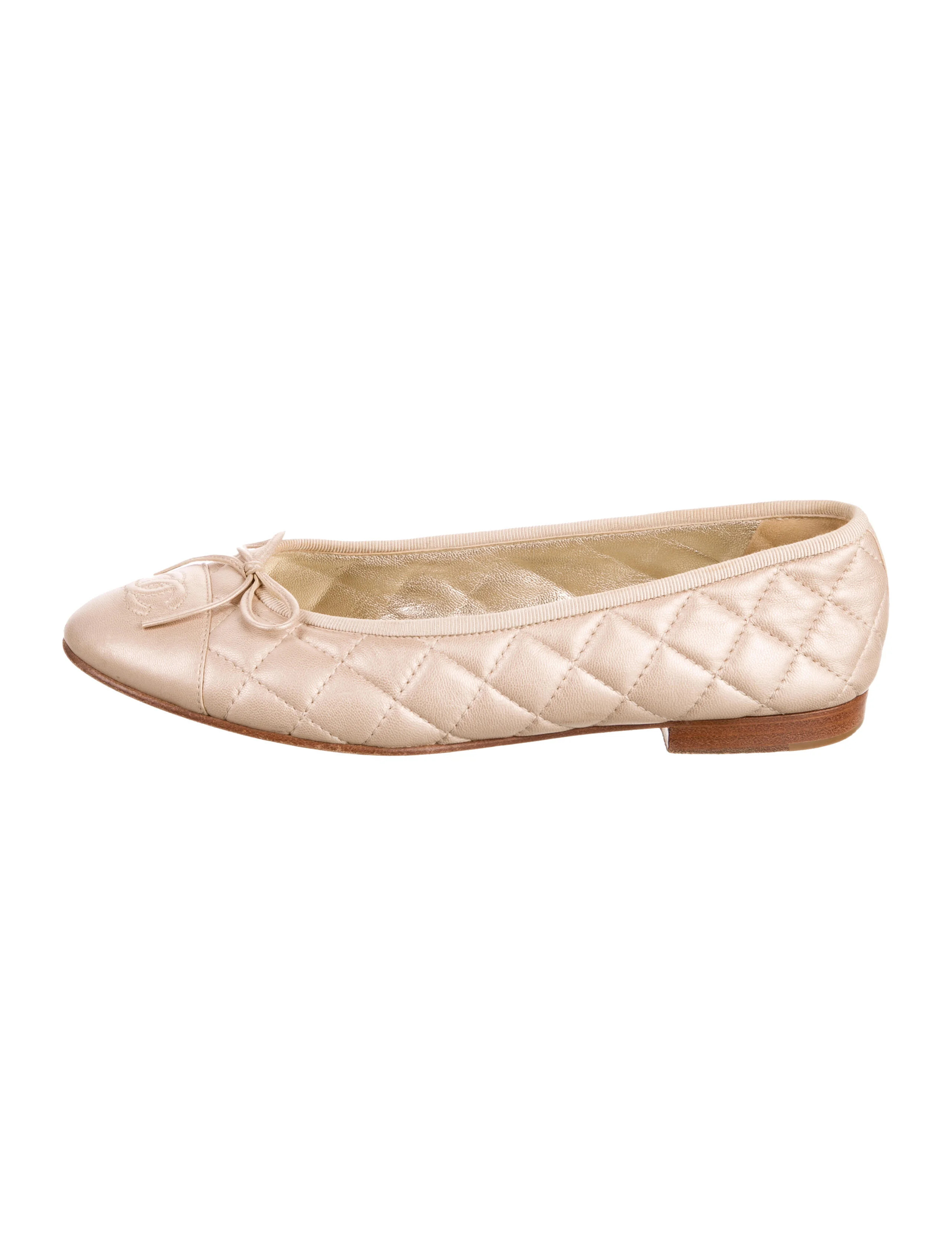 Interlocking CC Logo Lambskin Ballet Flats | The RealReal