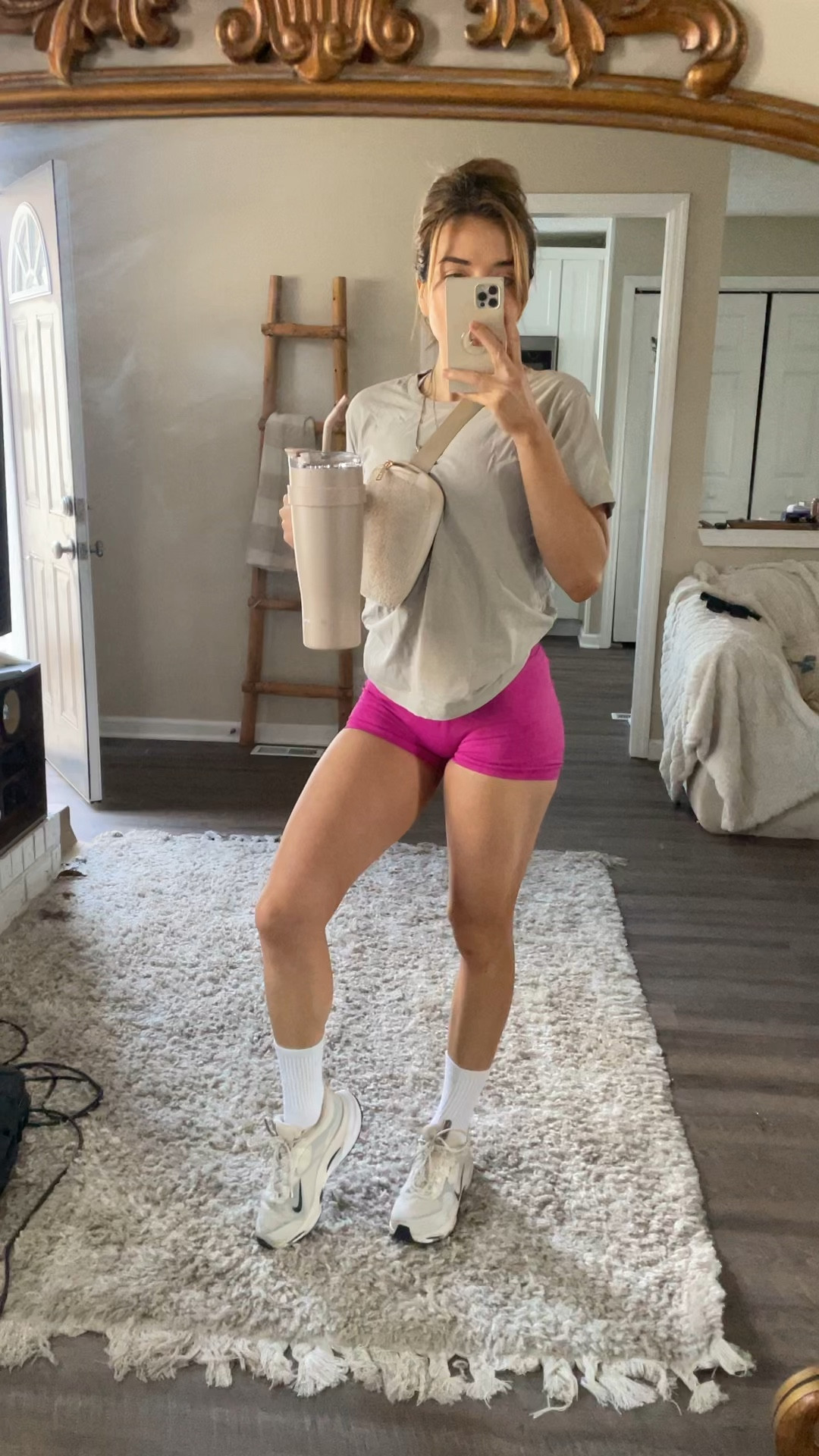 Amazon shorts size small 

#LTKVideo #LTKsalealert #LTKfitness