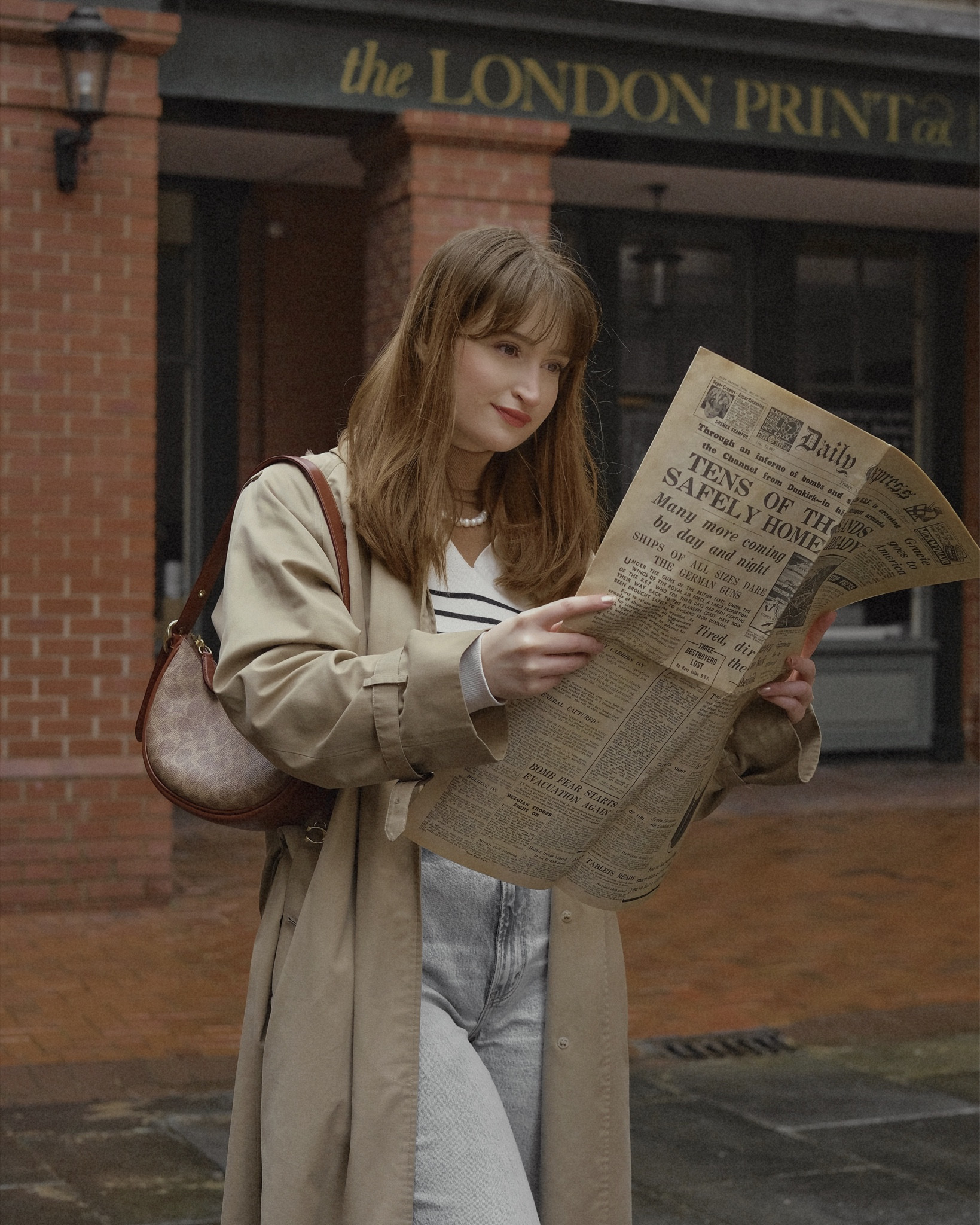 brown shoulder bag outfit