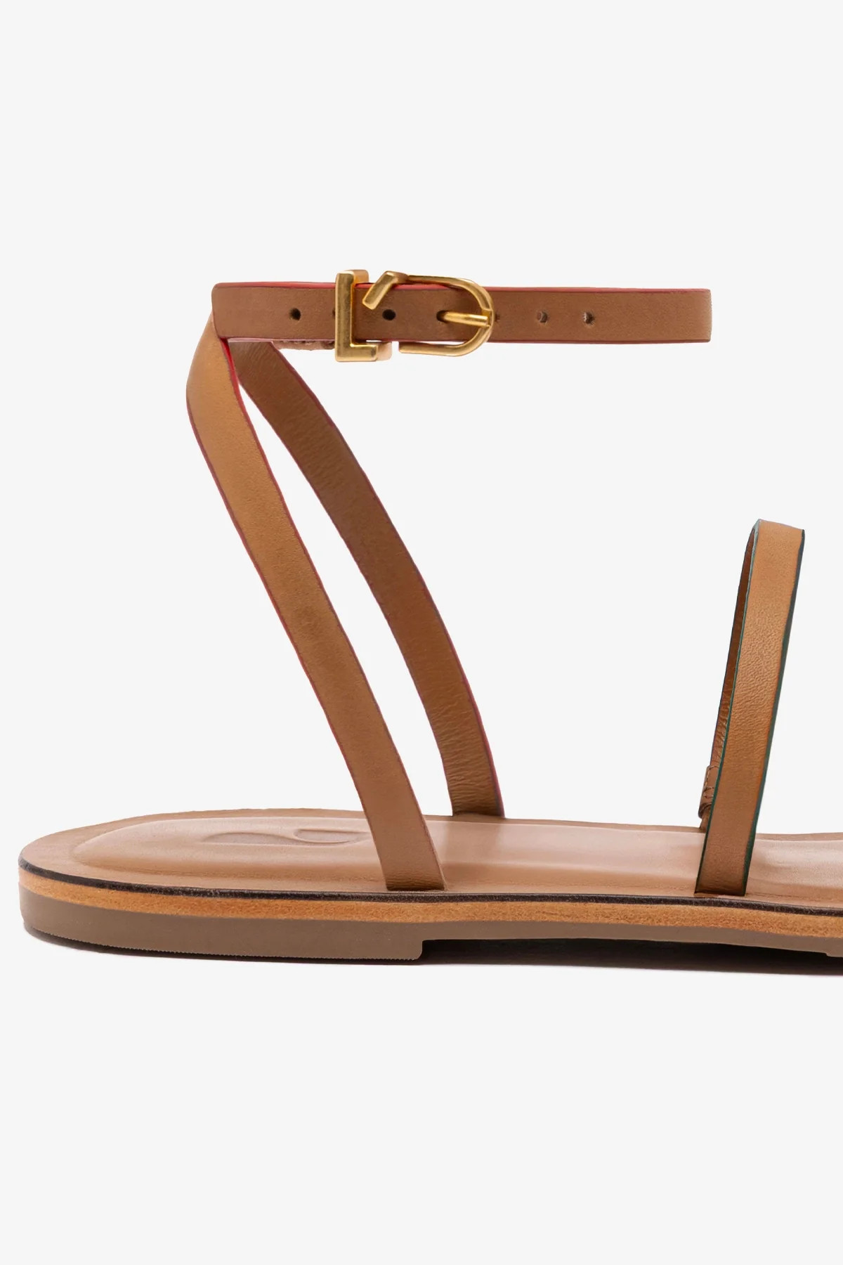 Biarritz Flat Sandal In Light Caramel Leather | Larroude