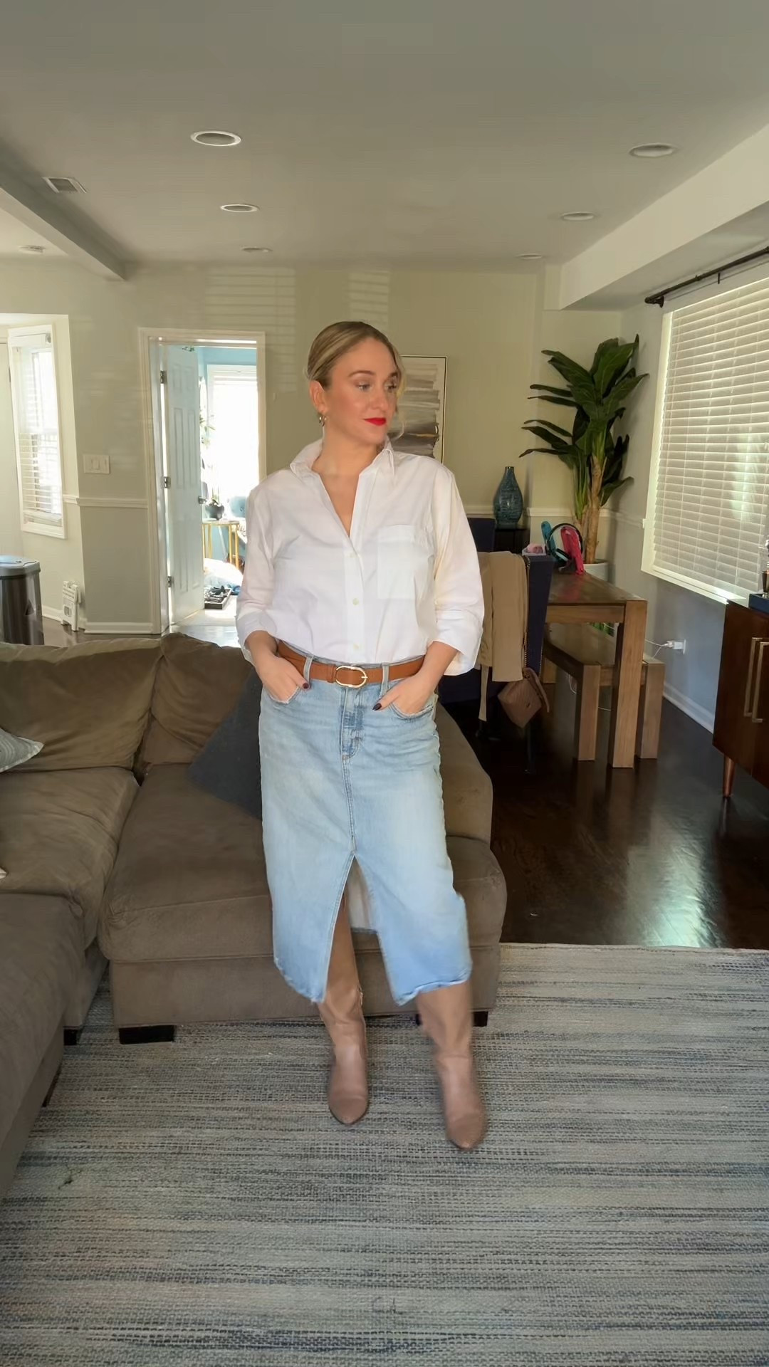 Quince Trench coat runs true to size! Shirt is a medium from Madewell. @onequince #quincepartner 

Use code: INFG-25THECHICAGOGOODLIFE10  (New customers will receive 10% off their first purchase with code)

#LTKSeasonal #LTKOver40 #LTKItBag