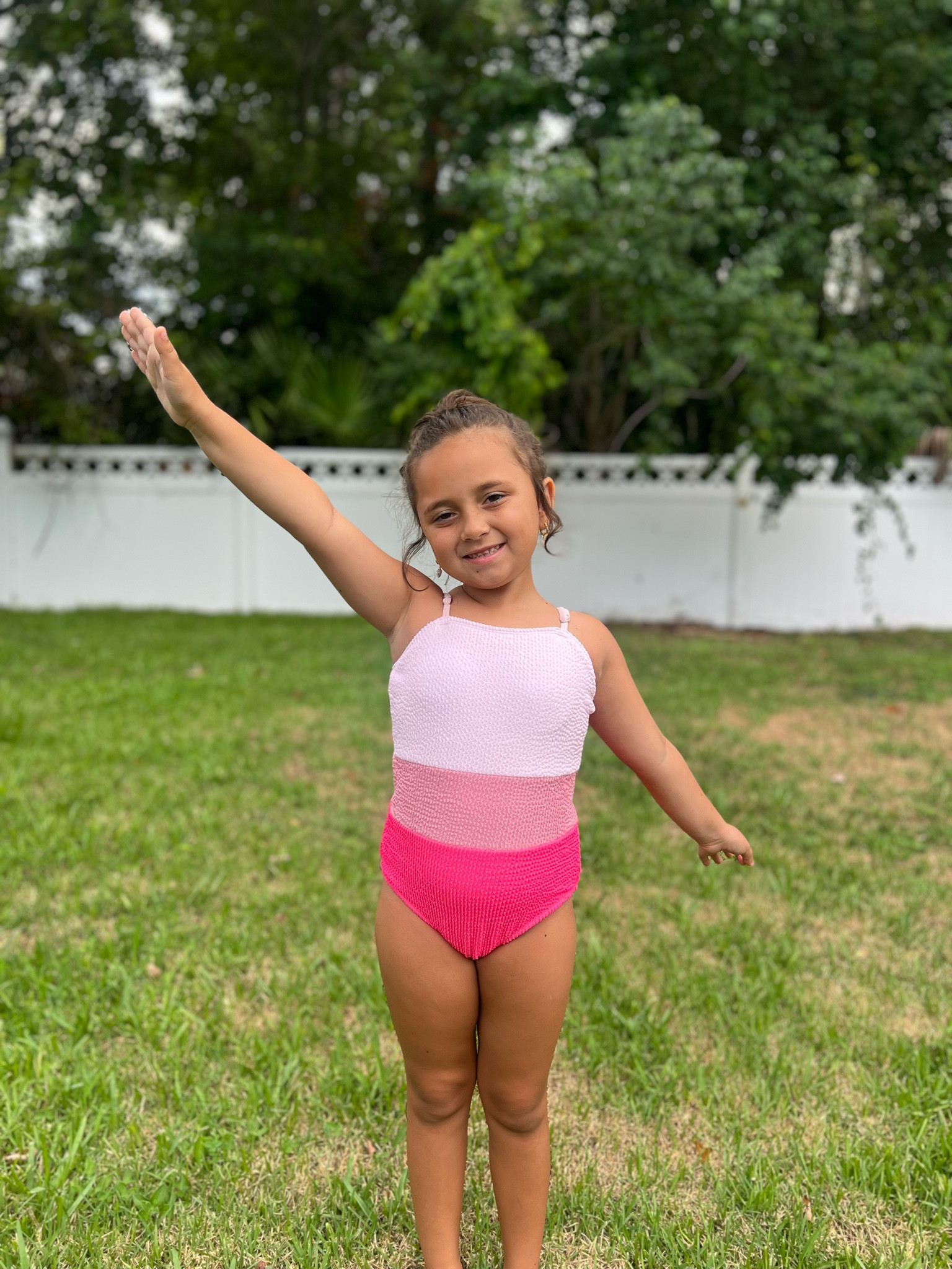 Girl's One Piece Swimsuits Colorblock Sleeveless Spaghetti Straps Wireless Swimwear #founditonamazon

#LTKSeasonal #LTKSwim #LTKSummerSales