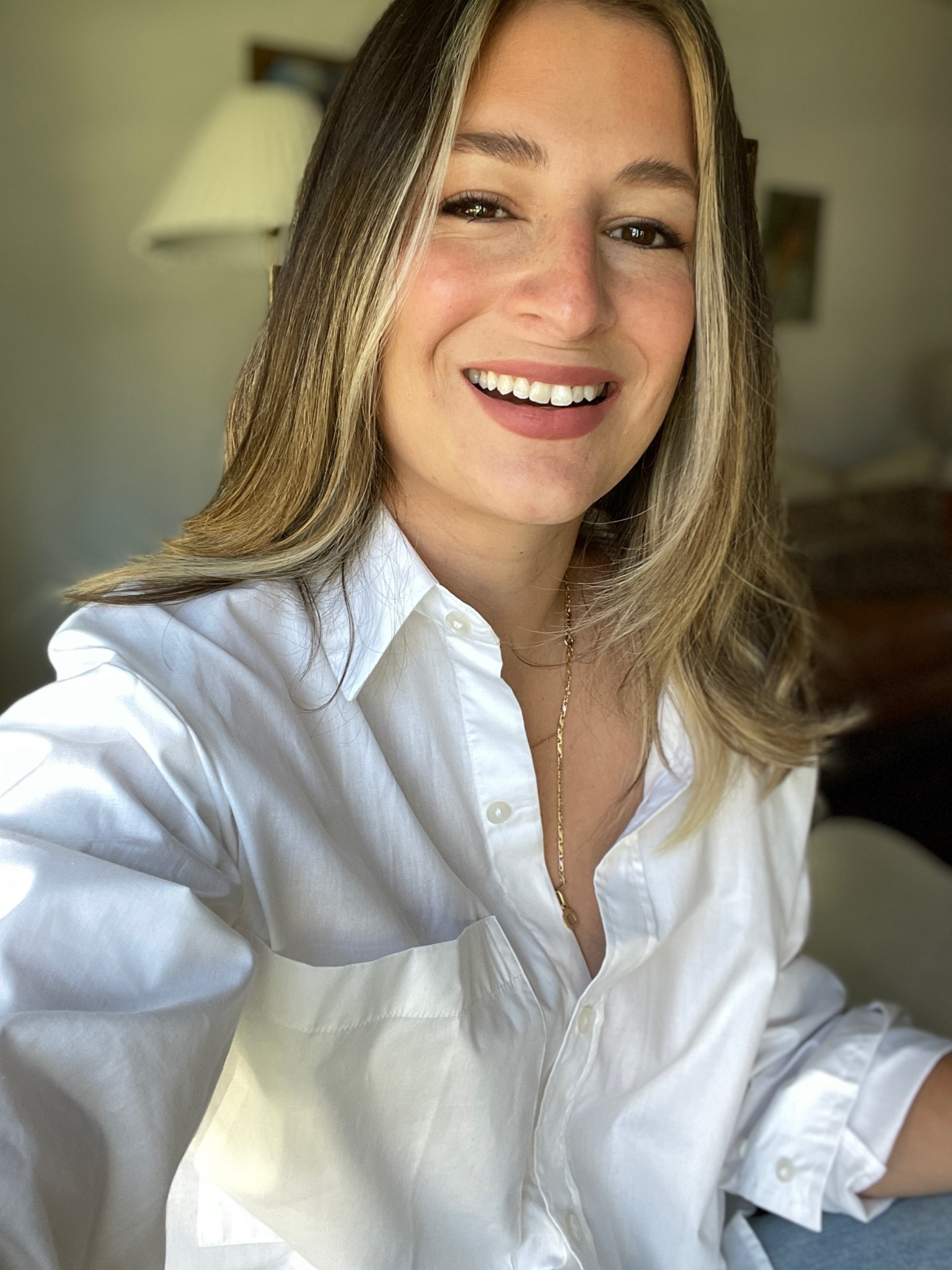 My favorite classic white shirt it’s currently with 25% off using code AFLTK at checkout 

#LTKSale #LTKsalealert #LTKSeasonal