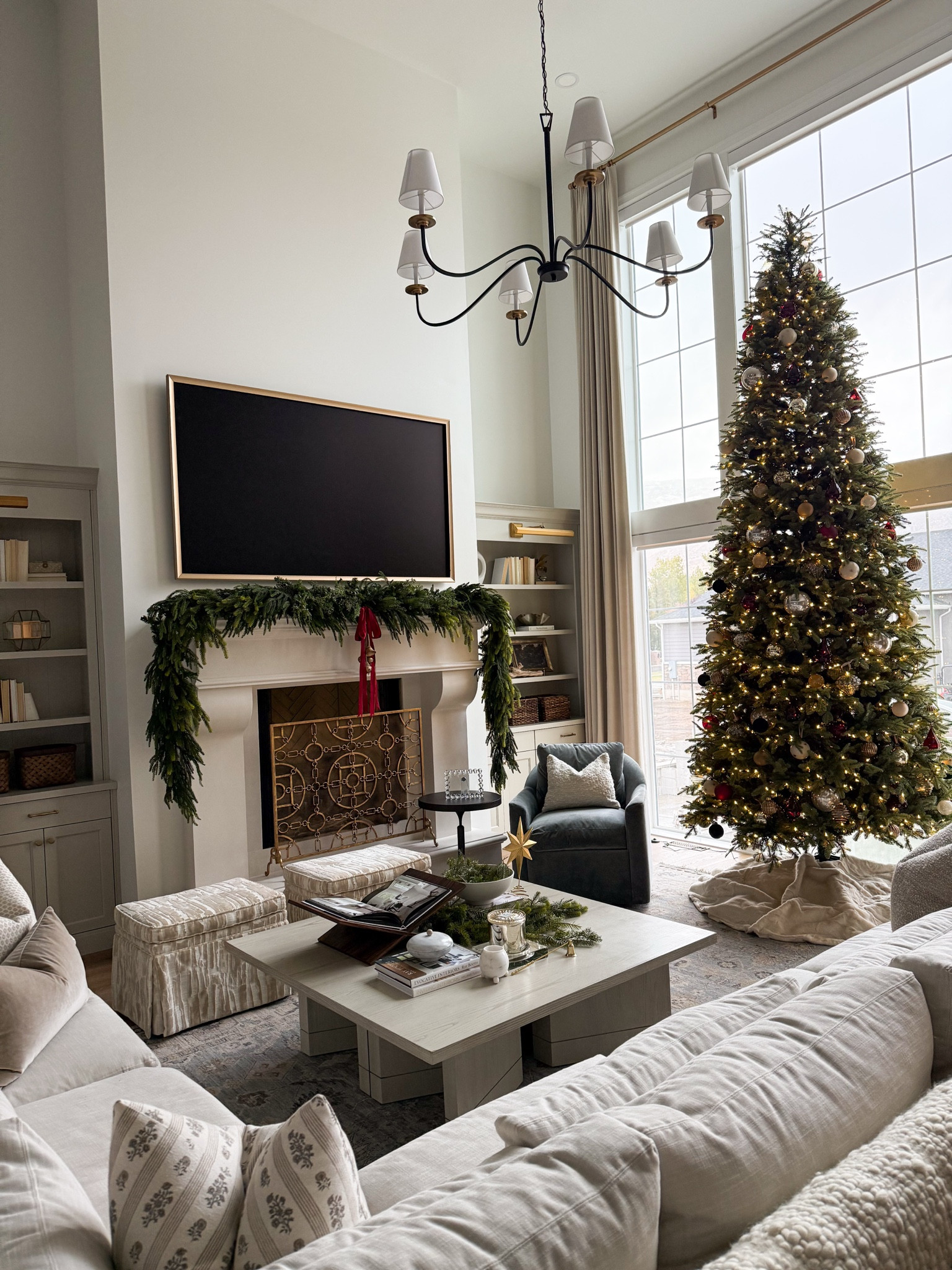 
Some homes we design just hold a special place in our hearts, and this is definitely one of them ✨ Designing all of the furniture for this home was a dream, so getting to dress it up for Christmas made it that much more magical 🎄💫 

 #HolidayHome #ChristmasDecor #DesignedWithLove  #garland #christmas #decor

#LTKHoliday #LTKHome #LTKSeasonal