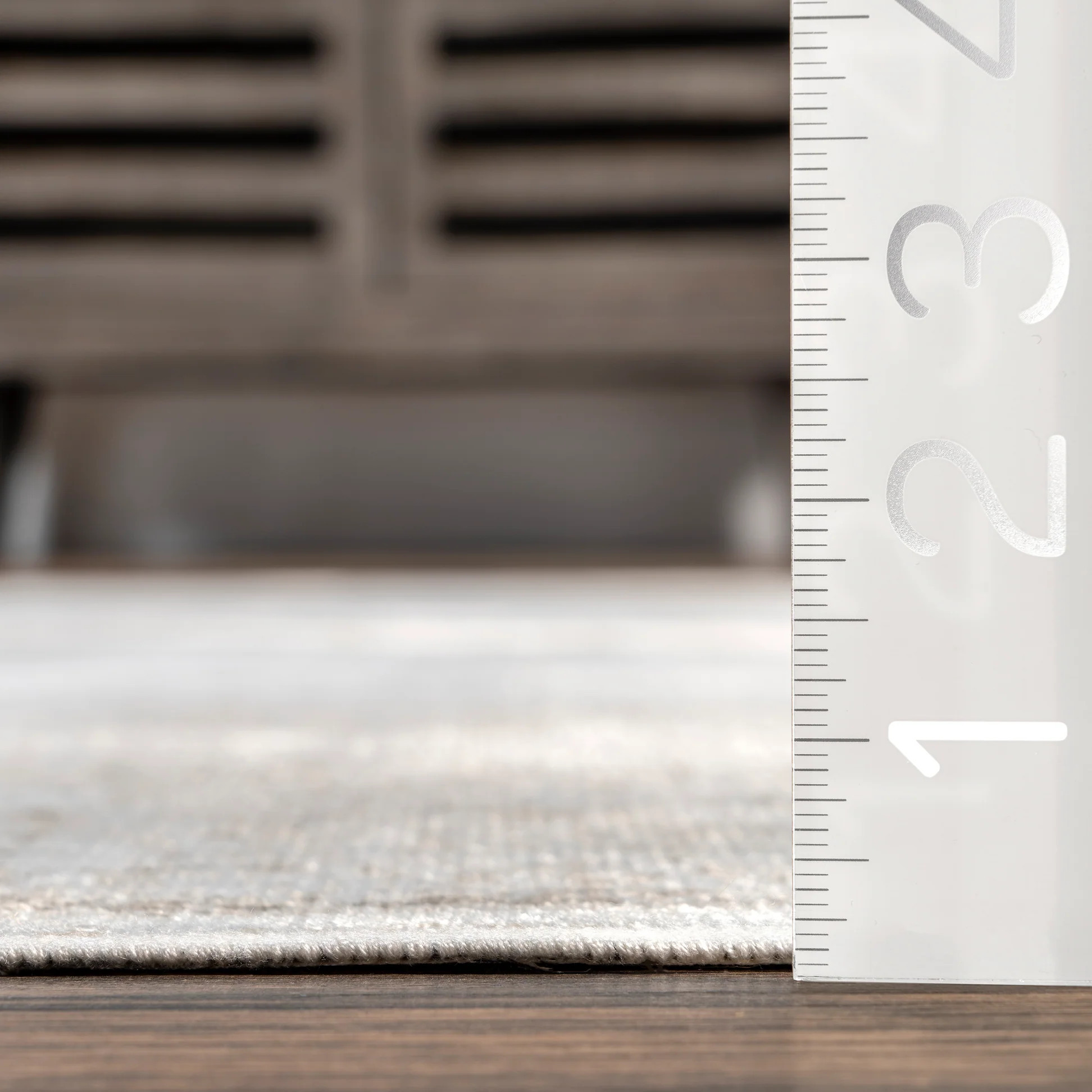 Withering Medallion Fringe Rug | Ivory | Rugs USA