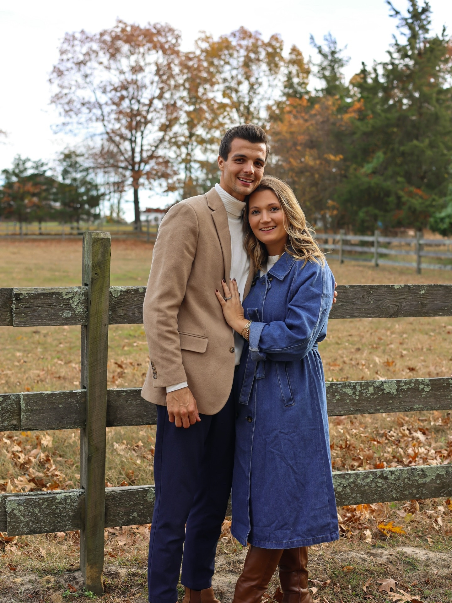 Isn’t God good?!🥹🤍😭
So in love, so thankful, so blessed. 

#family #daughters #fallphotoshoot #familyphotos #family #mom #dad #momanddad #ralphlauren