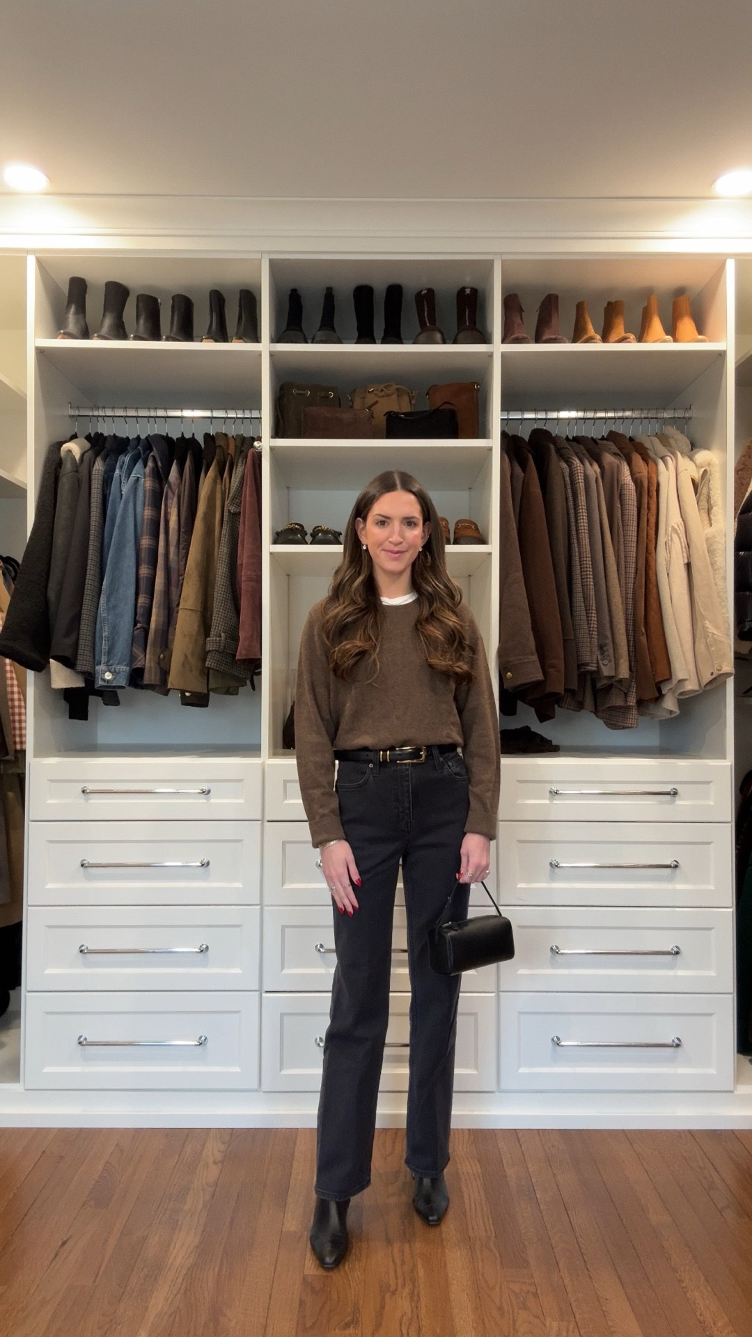 Medium sweater 
Size 25 jeans 

Easy outfit
Jeans 
Denim 
Boots 

#LTKFindsUnder100 #LTKSeasonal #LTKootd