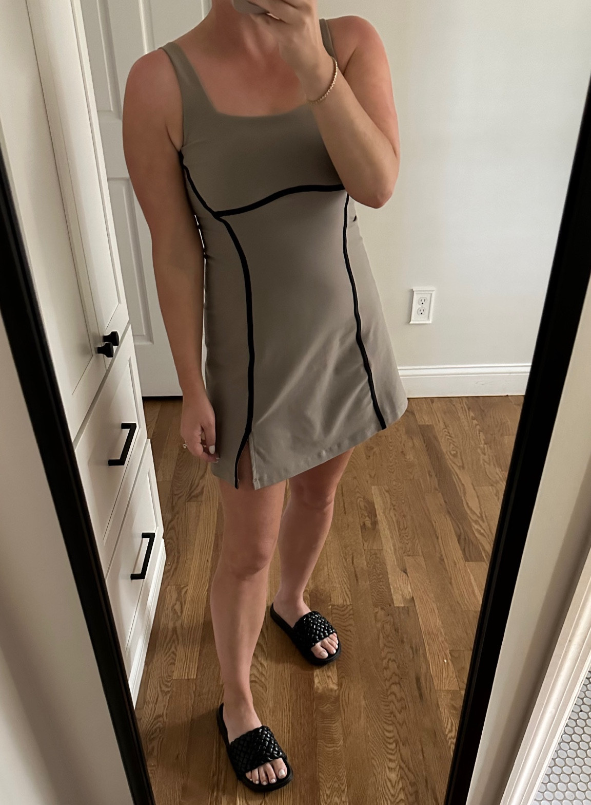 Abercrombie athletic dress - in a small. woven pool slides 

#LTKFitness #LTKFindsUnder50 #LTKActive