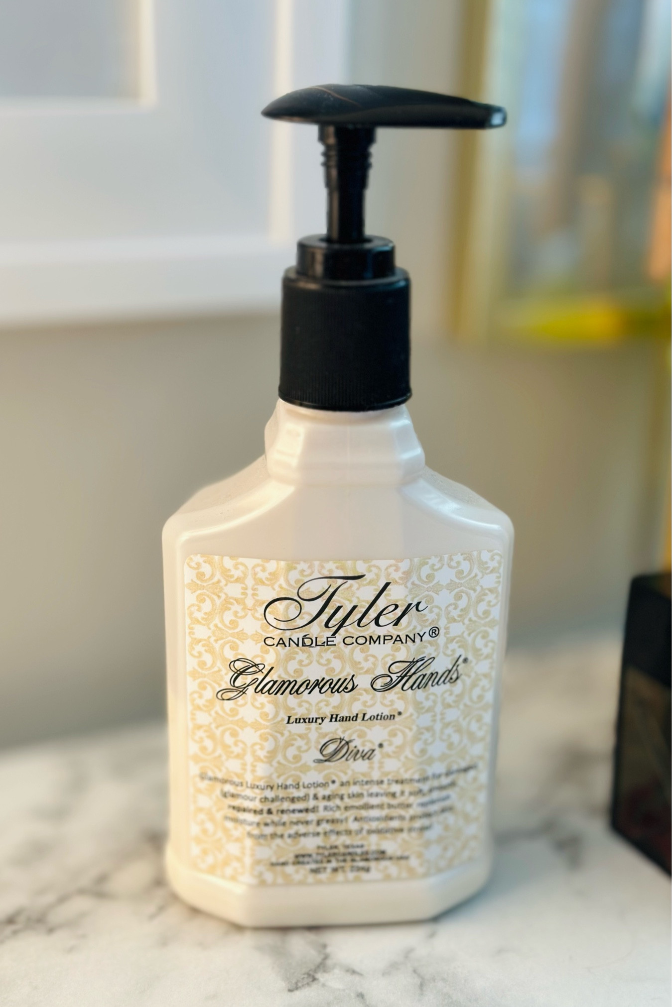 This lotion smells AMAZING! Check out the laundry detergent, too! 😍 

#LTKxPrimeDay #LTKHome #LTKFindsUnder50