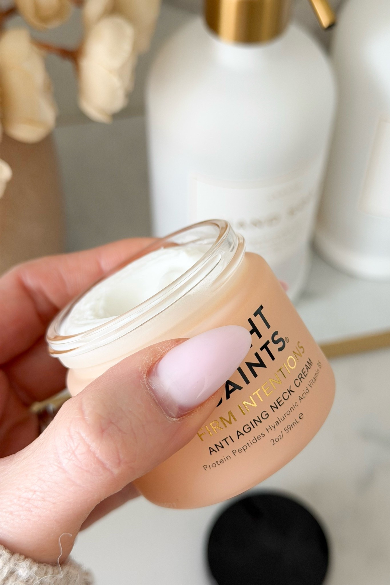 I swear by this anti-aging neck cream! 10/10 recommend you add to your daily beauty routine

#LTKdayinmylife #LTKmorningroutine #LTKBeauty