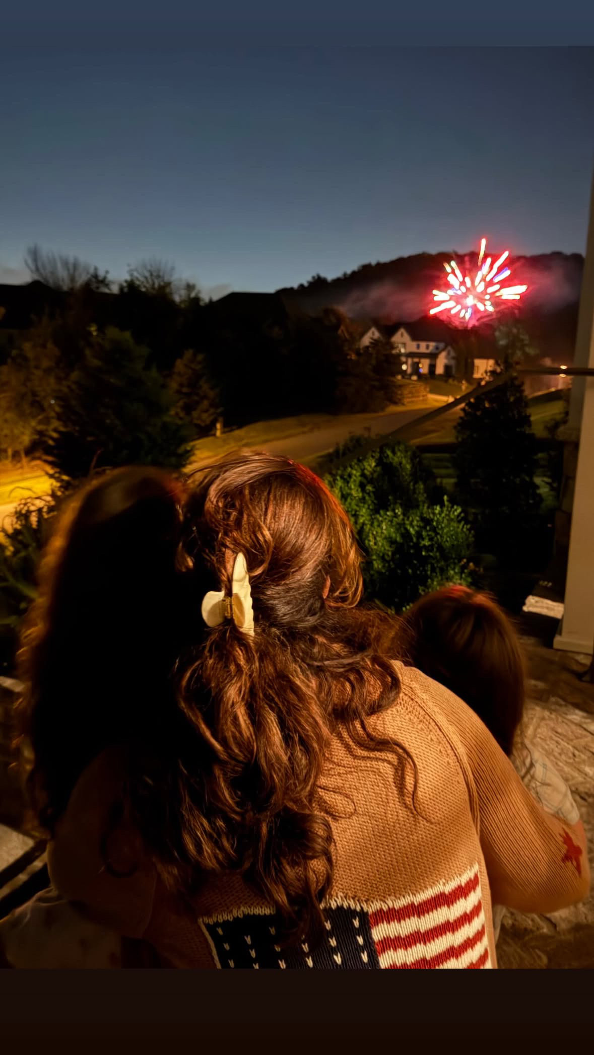 Watching the fireworks with the girls! 

sweater l flag sweater 

 
