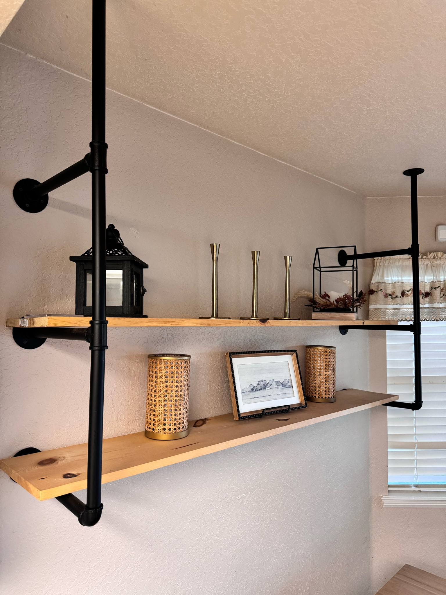 Wall mount

#LTKStyleTip #LTKFindsUnder100 #LTKHome