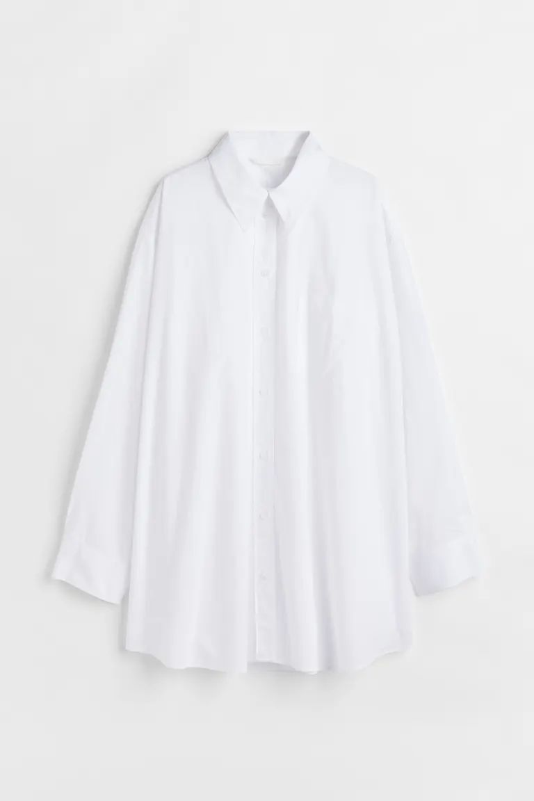 Oversized shirt in woven cotton fabric. Collar, buttons at front, and double-layered yoke at back... | H&M (US)