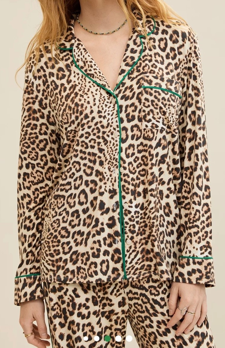 These comfy pjs with the green piping will sell out ! So cute .
Perfect gift 

#LTKHoliday #LTKGiftGuide #LTKFamily