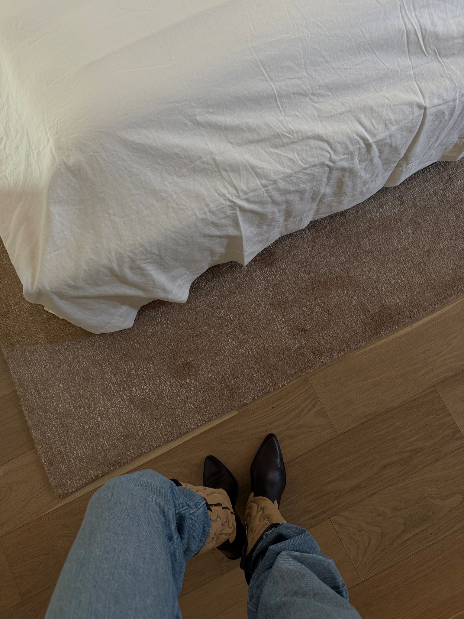 Rugs - bedroom - neutral room - Amazon home 

#LTKHome #LTKdayinmylife #LTKFindsUnder100