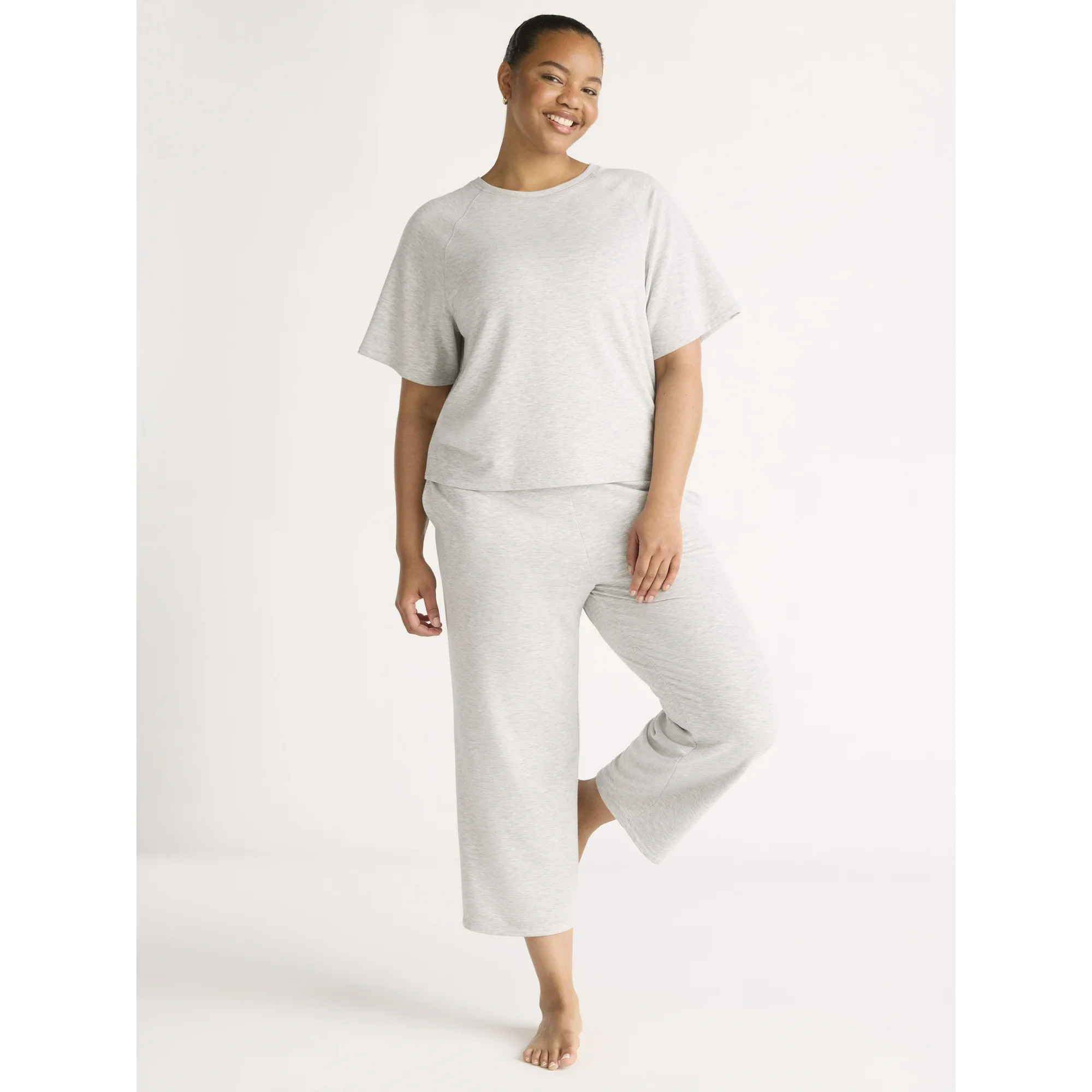 Joyspun Women's French Terry Short Sleeve Top and Capri Pants Pajama Set, 2-Piece, Sizes XS-3X | Walmart (US)