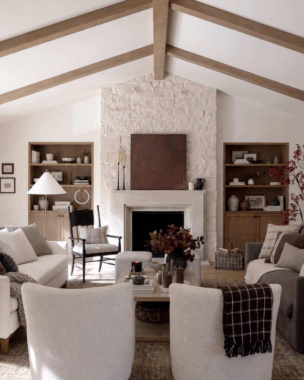 Shop our autumn living room

#LTKHome #LTKSeasonal