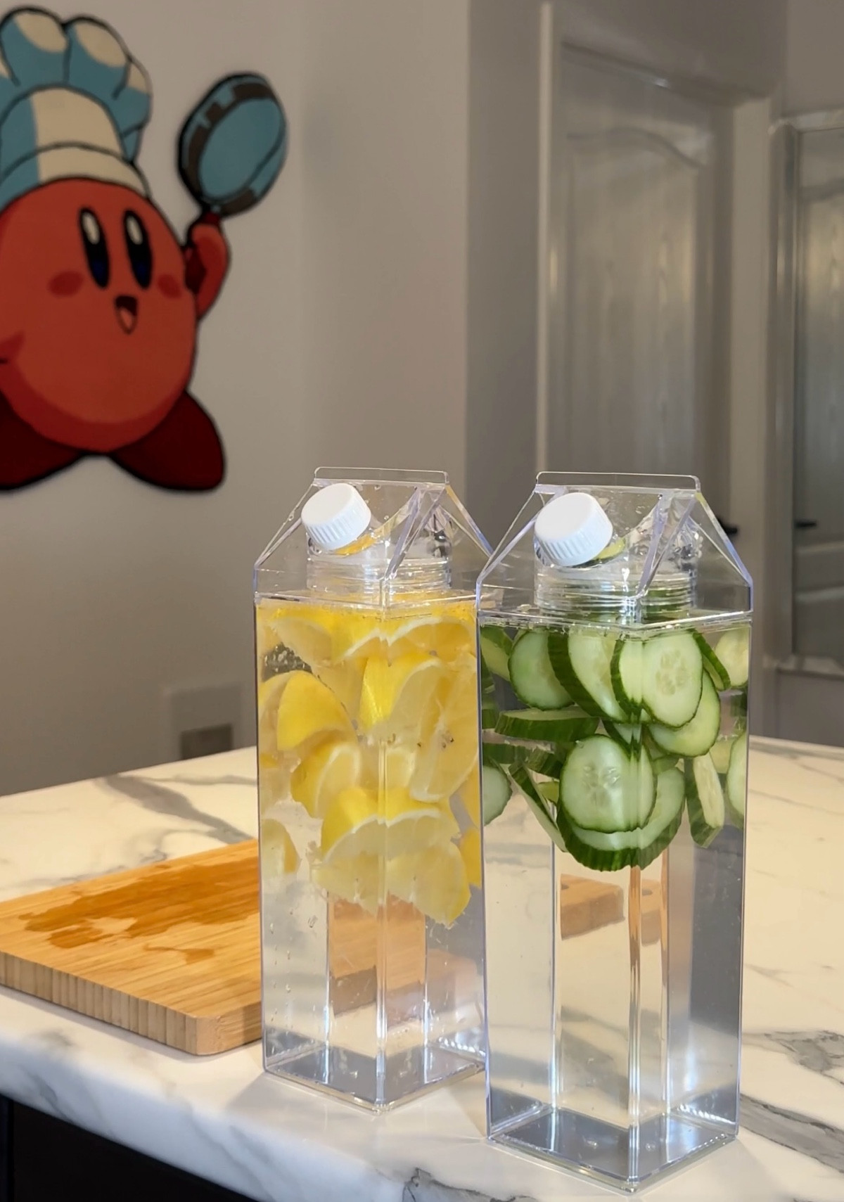 Cucumber & Lemon Water Restock 🥒🍋

Benefits:
antioxidants
lowers blood pressure 
healthy glowing skin
body detox
vitamin c

#LTKsummer #LTKhome #LTKfitness