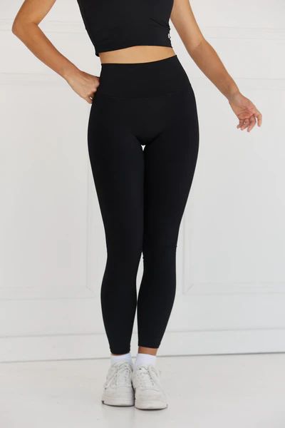 Astoria LUXE IGNITE Full Length Legging - Black | astoria activewear