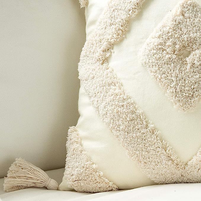 Woven Tufted Boho Throw Pillow Cover, Modern Decorative Geometric Diamond Chevron Square Cushion ... | Amazon (US)