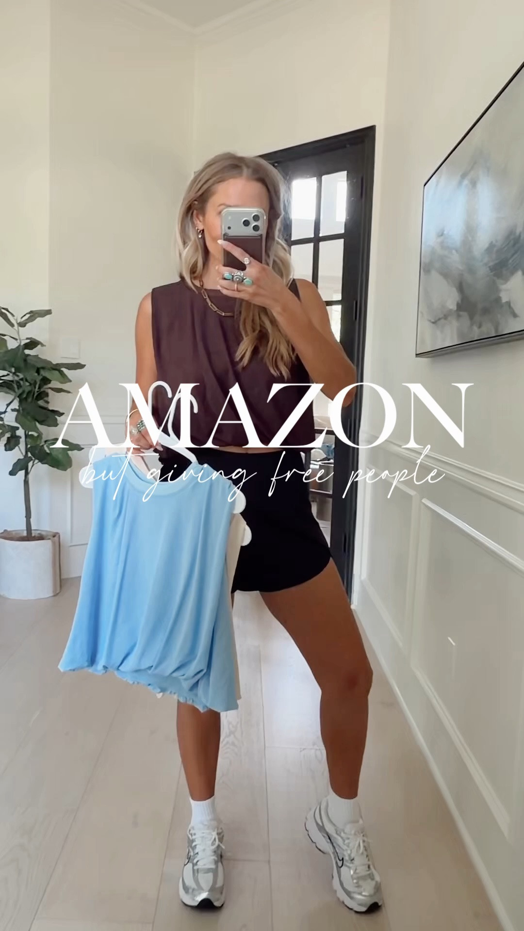 Size: S / tts 
Top and shorts