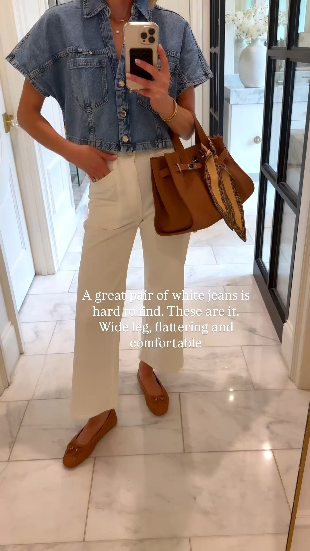 A great pair of white jeans isn't easy to find. Trying this pair before you buy another pair . I'm 5'7 wearing size 25 fit tts