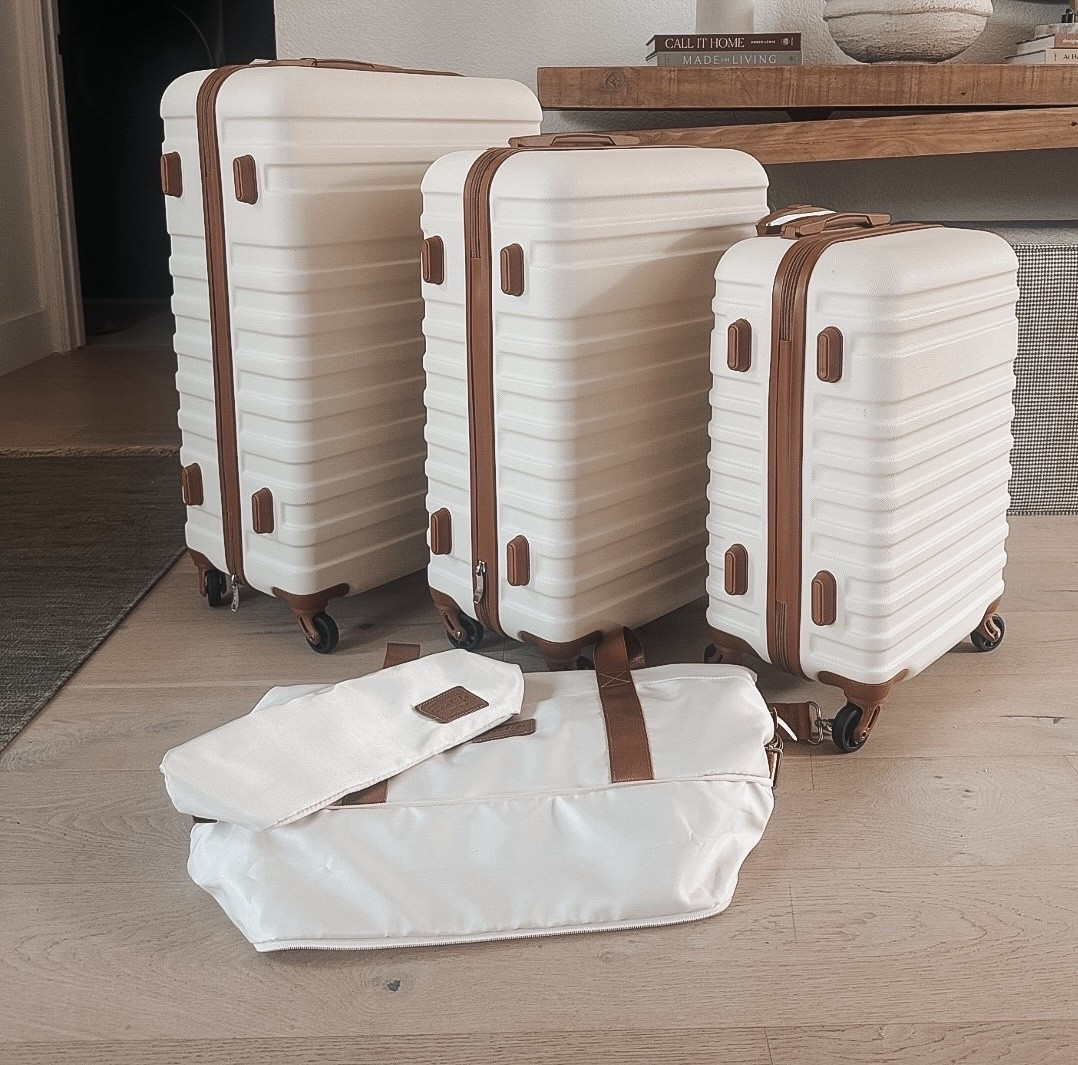 My trusty Amazon luggage set is on sale for cyber Monday! 

#LTKTravel #LTKSaleAlert #LTKCyberWeek