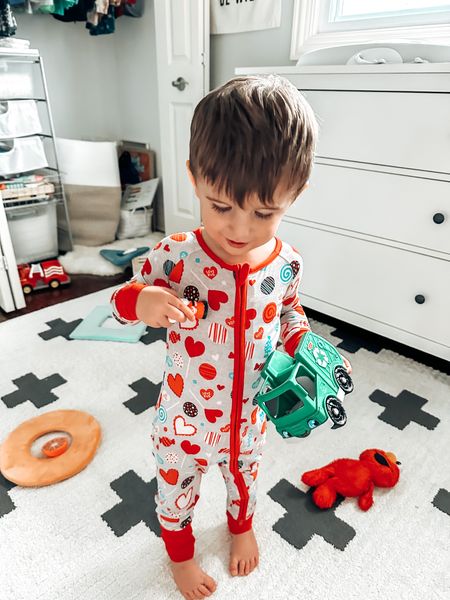 Valentine’s Day pajamas for your little ones. Comes in one piece or two piece (also comes in adult sized pants!) Lots of different prints and they last forever  


Baby boy - baby girl - gender neutral - kids - toddler - little girl - little boy - family matching pajamas

#LTKkids #LTKbaby #LTKfamily