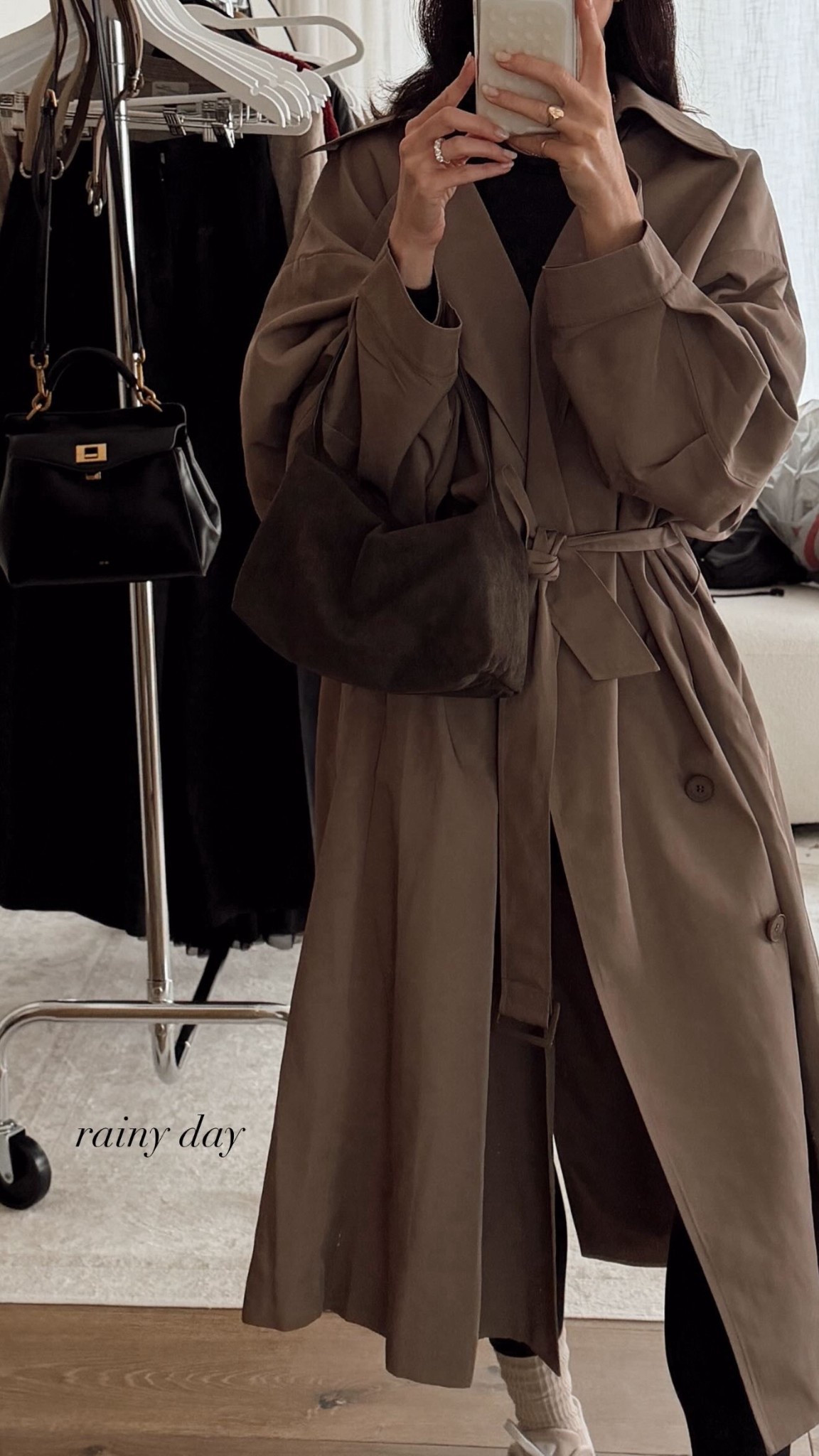 Shades of brown today 🤎 I’m just shy of 5-7” wearing the size trench coat in the color taupe size xxxs/xxs. Linking similar below to help you recreate the look #stylinbyaylin #aylin


#LTKFindsUnder100 #LTKStyleTip #LTKSeasonal