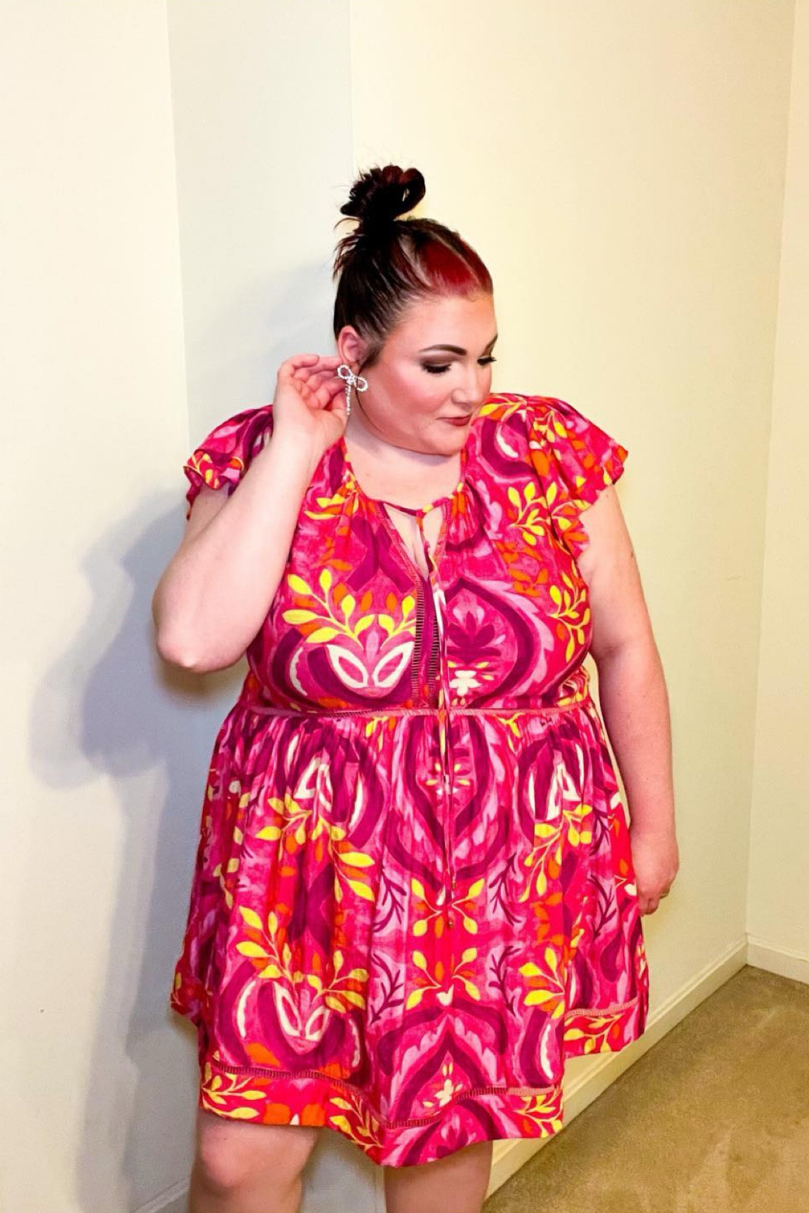 Dressed for the sunny side of life ☀️💖

Doesn’t this dress from @citychicofficial @citychicusa just absolutely scream Summertime?! 🌞 Love all the pinks, oranges, yellows, reds, and touches of white! It’s so pretty & girly! 🎀

👗: @citychicofficial 
👡: @kohls 
🎀: @torrid 

#ccambassador #citychic #citychicusa #citychiconline #citychicofficial #citychic4ever #ccworldofcurves #plussizefashion #plussizedress #dressoftheday