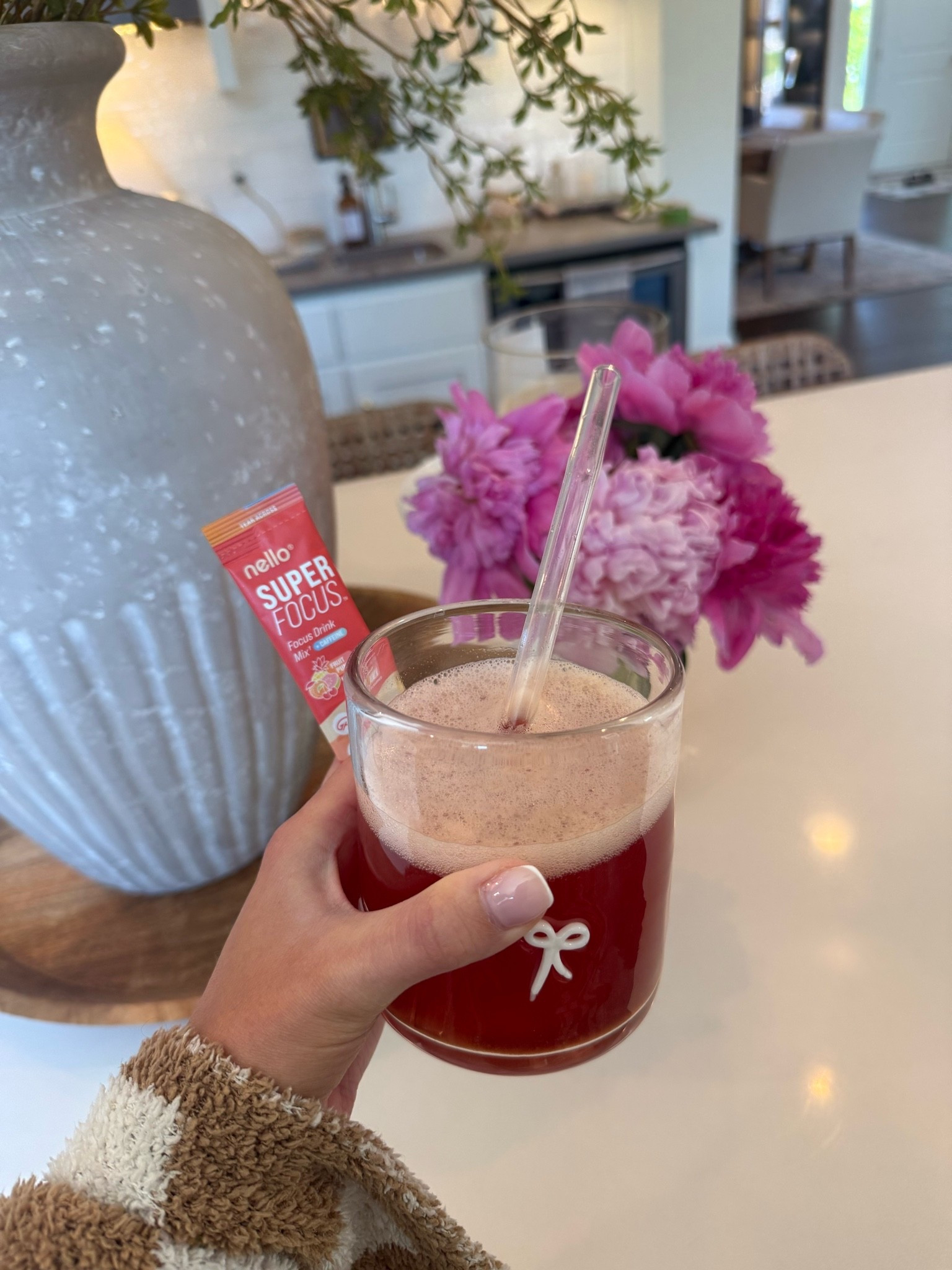 #ad  came in for @drinknello Superfocus and left with 2 of them and many other things I didn’t come in for 😂🙃 grab your Nello at Target next time you are there or order online. 
@drinknello
@target #TargetPartner #nello #supercalm #superfocus #drinknello
@Shop.LTK, #liketkit, https://on.ltk.com/+UWSVQknDhJlkkeK2NArLjg