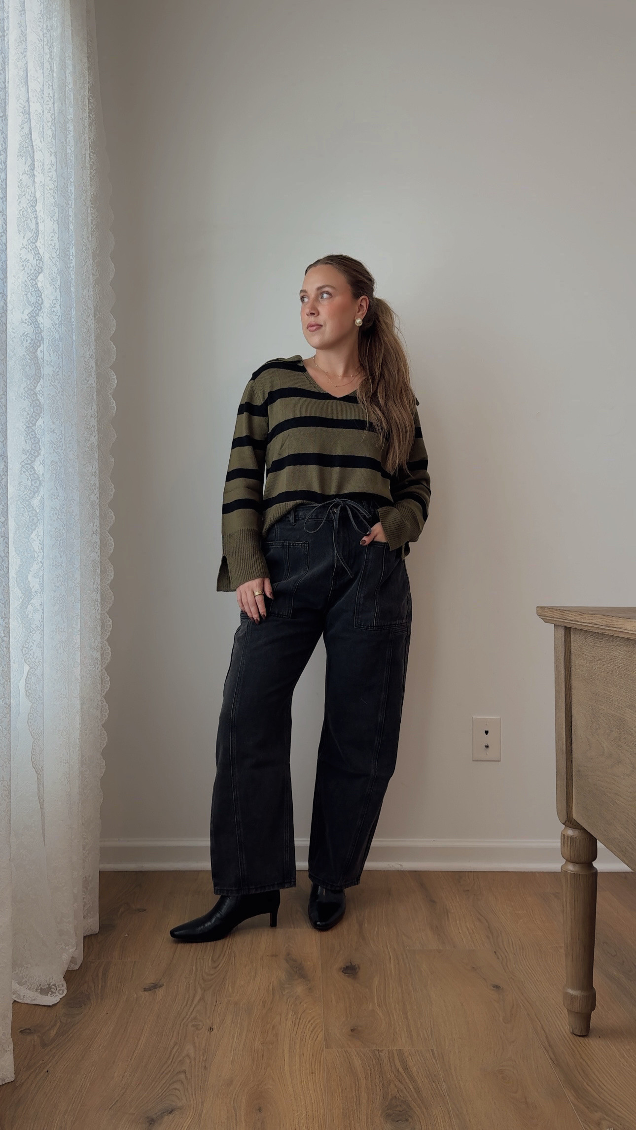wearing a size small sweater & medium barrel jeans (I'm 5'3 and usually a 27). #founditonamazon 

Amazon fall fashion | Amazon fashion finds | What I’m wearing this fall | Fall fashion inspo | Fall ootd | #amazonfashion#amazondeals#amazonfinds #falloutfits2024 #comfyfalloutfits #barreljeansoutfit #winterdress #Falldress #thanksgivingoutfits #familyphotooutfits

#LTKStyleTip #LTKCyberWeek #LTKSaleAlert