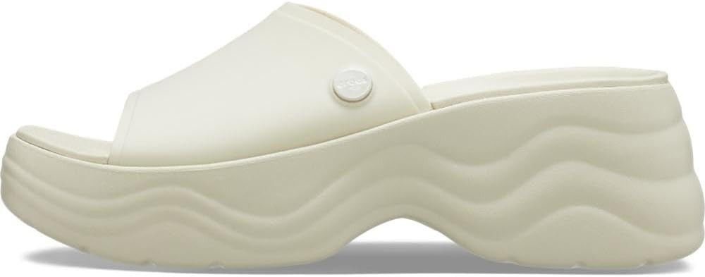 Crocs Women's Skyline Slides Sandal | Amazon (US)