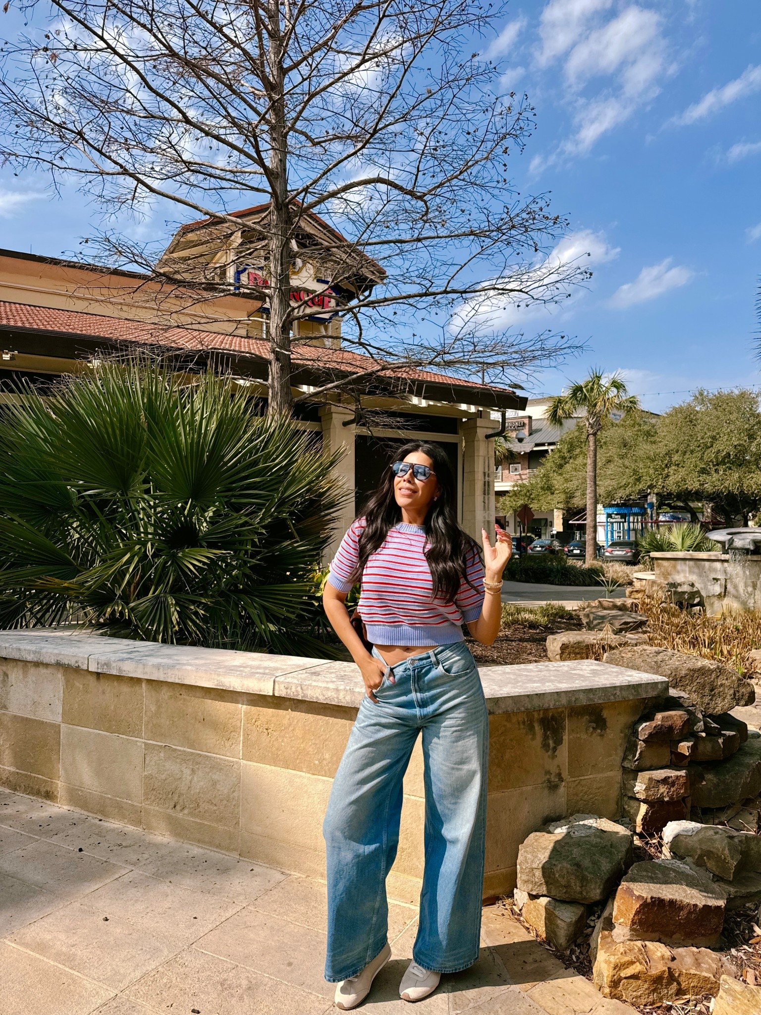 Size medium in top, size 6 in jeans 

#LTKgrwm #LTKmomlife #LTKootd