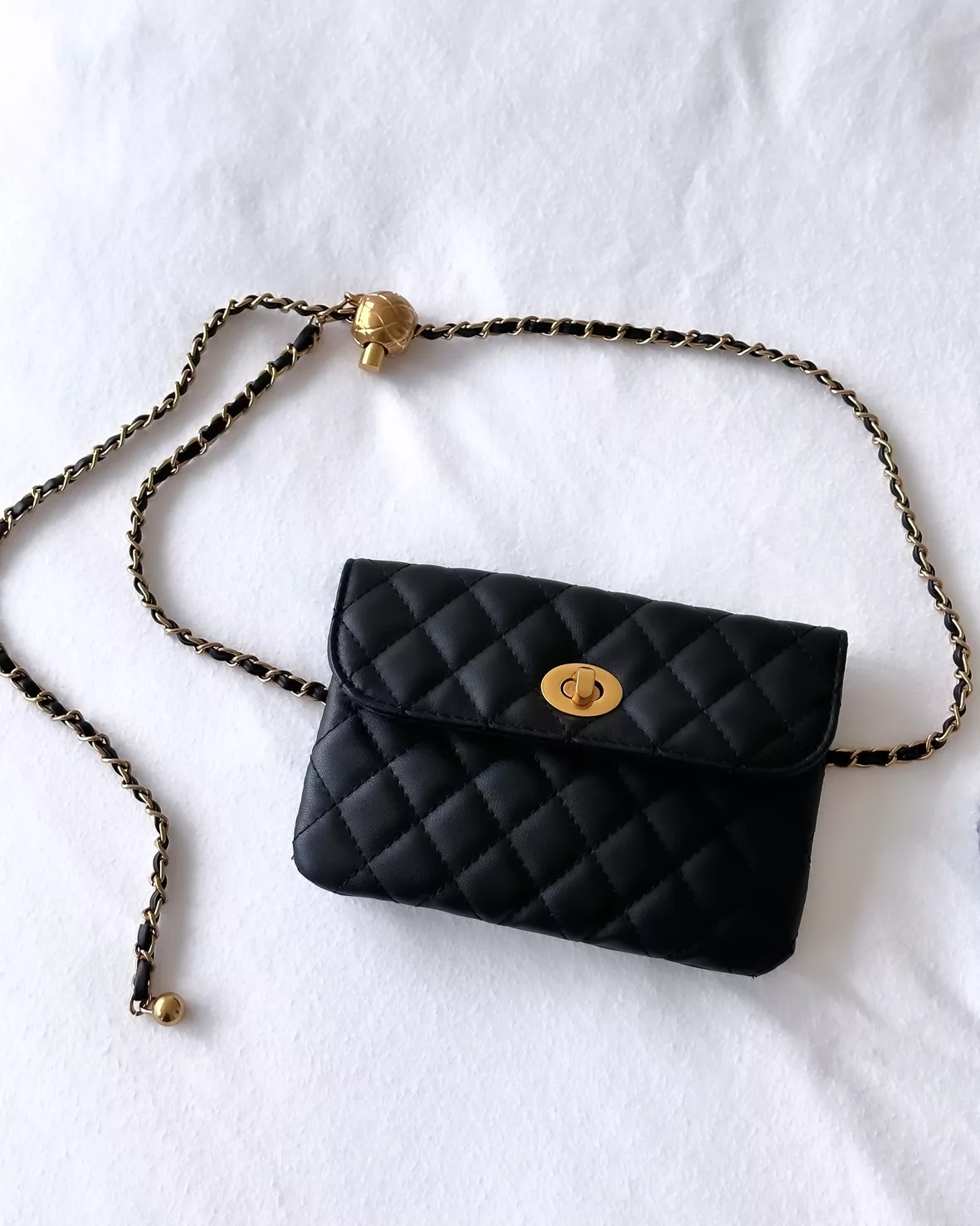 BEMYLV Leather Chain Belt Bag for Women Crossbody Waist Purse Fanny Pack  Fashion Evening Clutch Mini Handbag Detachable, Black-59a, small purse  (45in chain) : : Fashion