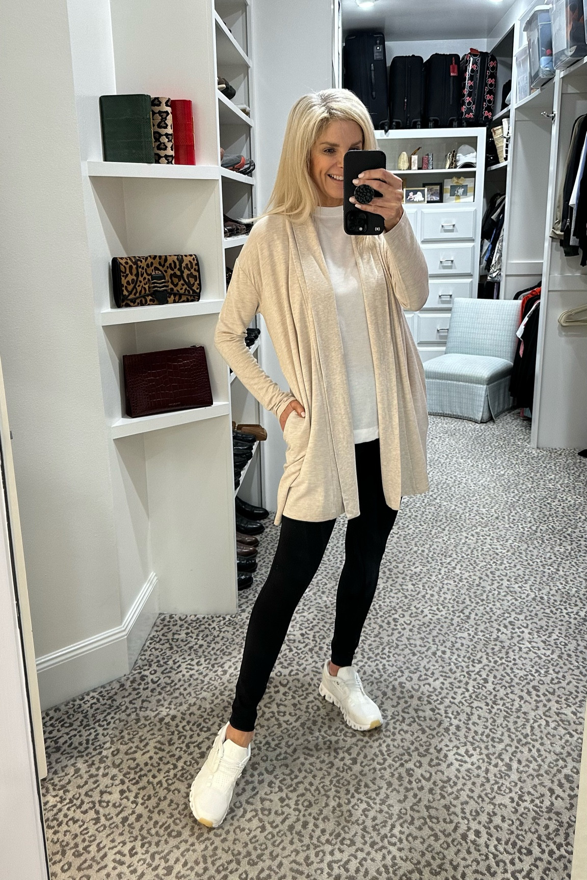 Great loungewear/workout look. Size M top and S cardigan

#LTKstyletip #LTKfit #LTKunder100