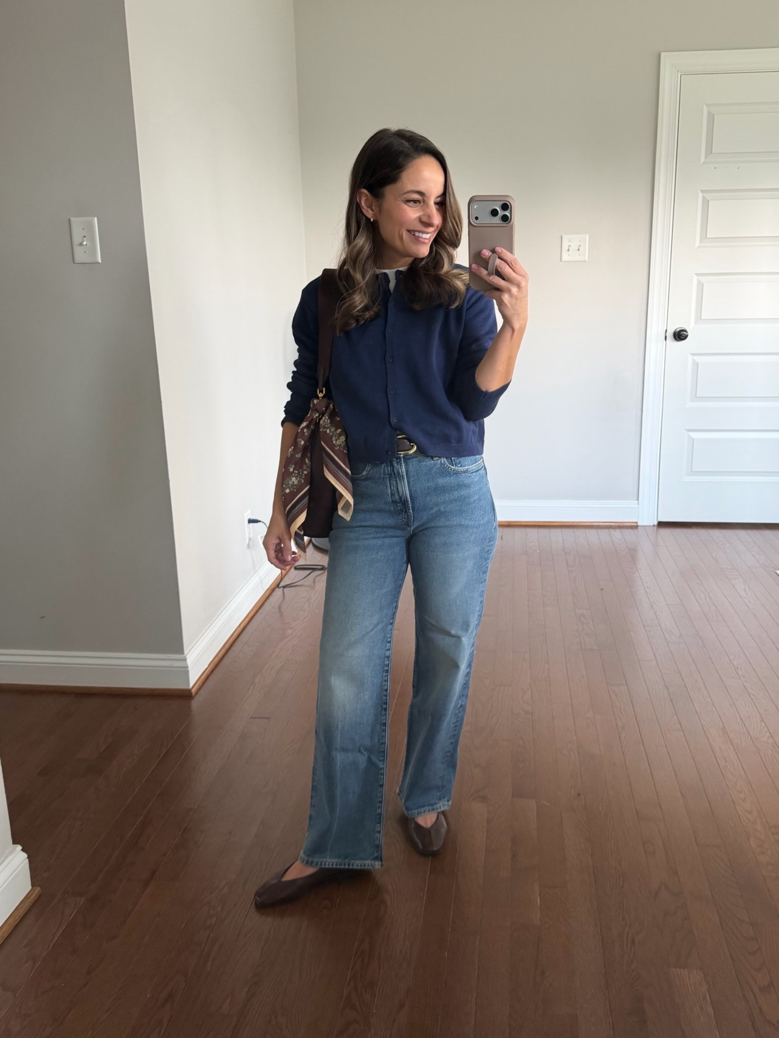 What I wore to dinner last night for a rainy, cooler night. 

Jeans (J.Crew): 24 classic fit (11” rise, 27” inseam) in petite the jeans have a 10” rise and a 25” inseam 
Sweater (Gap): petite xs 
T-Shirt (Old Navy): petite xs 
Shoes (Madewell) true to size

#LTKPetite