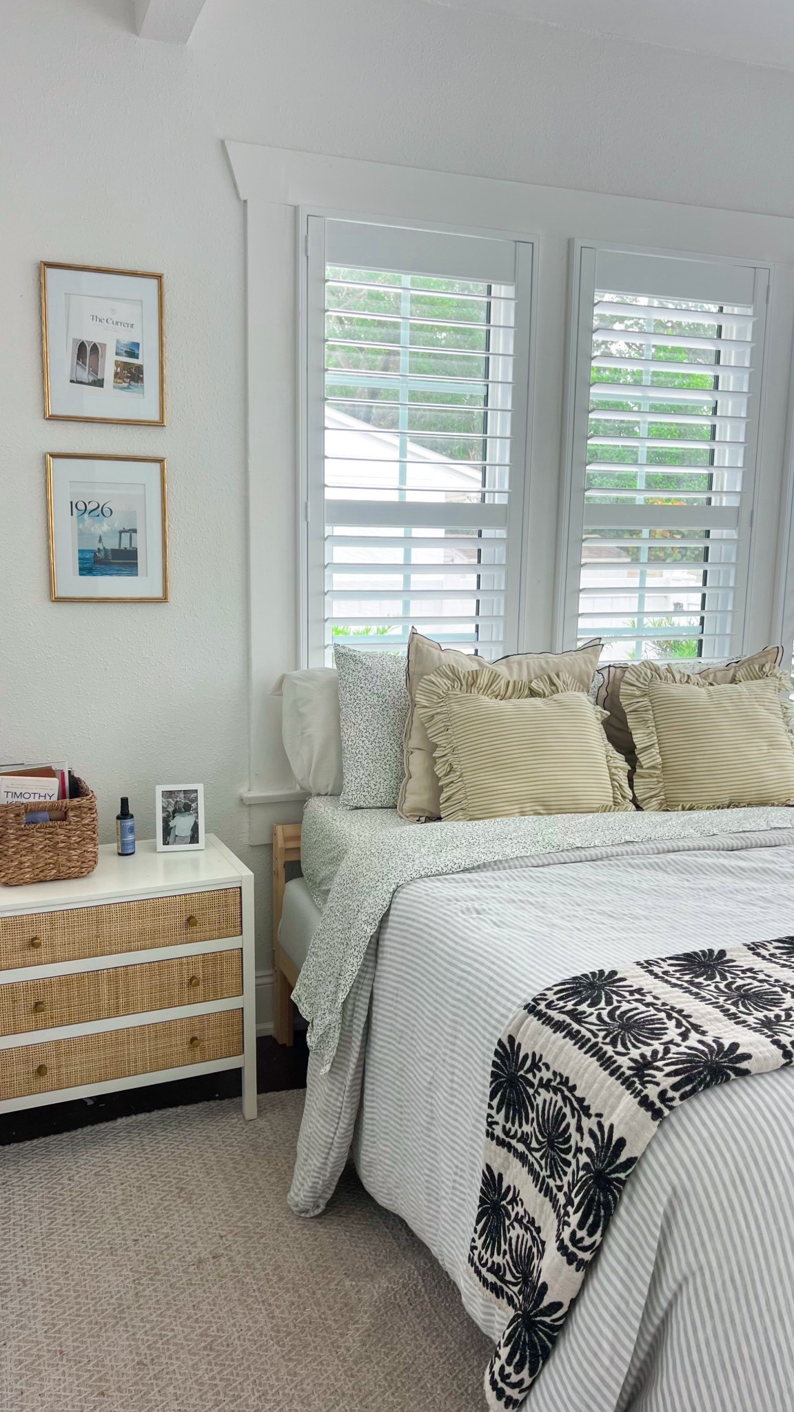 spring bedding refresh! 🕊️🫐🌾