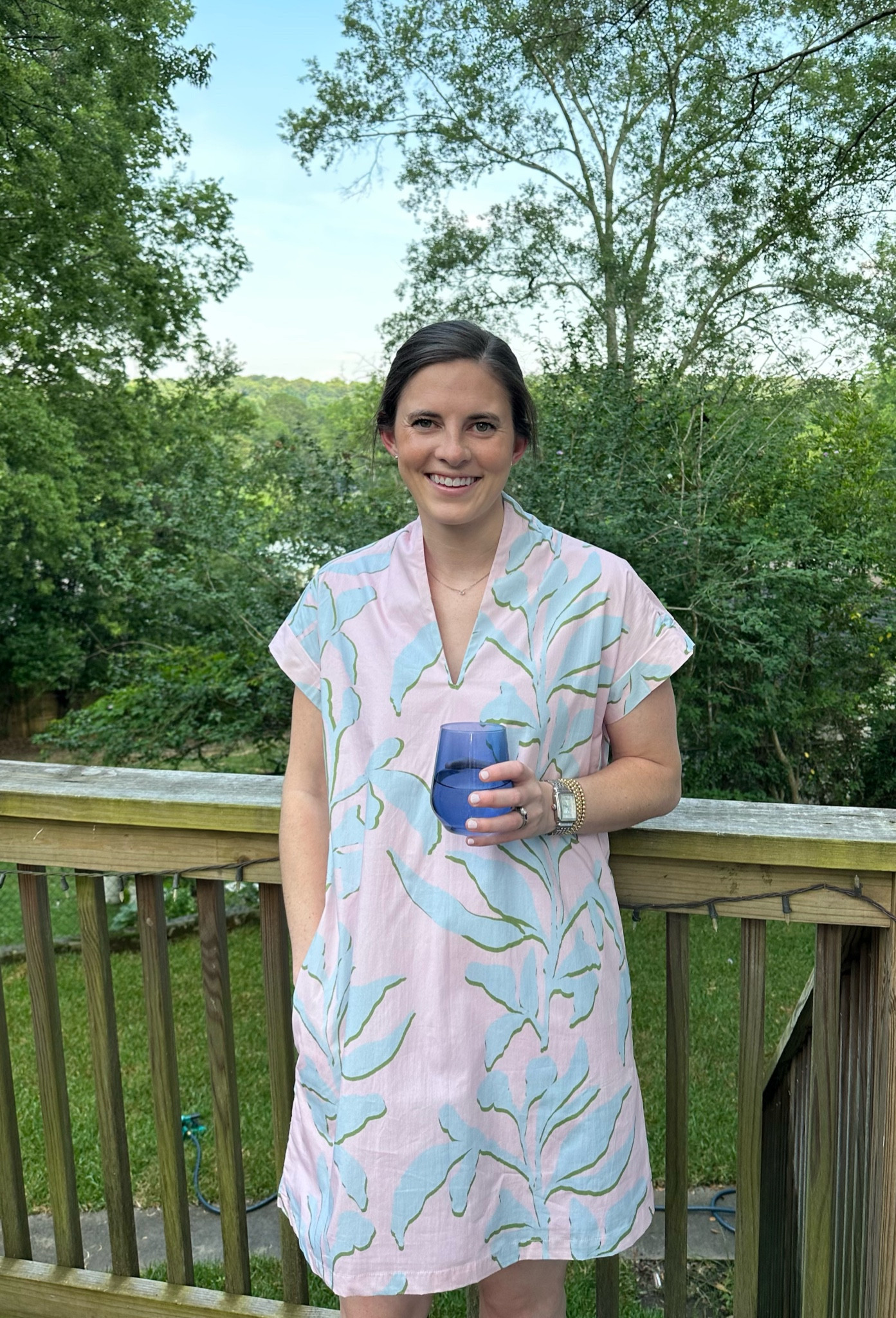 Summer dresses that can go from work to backyard cocktail hour and even to vacations are the best kind of dresses! I love the silhouette of this Nancy dress from @brookewrightdesigns in the Vine print in pink and love it even more because it’s lined. The quality can’t be beat and it comes in multiple prints. It’s true to size and I’m in a small! I’m linking additional favorites from the brand here for you to shop. #ad 