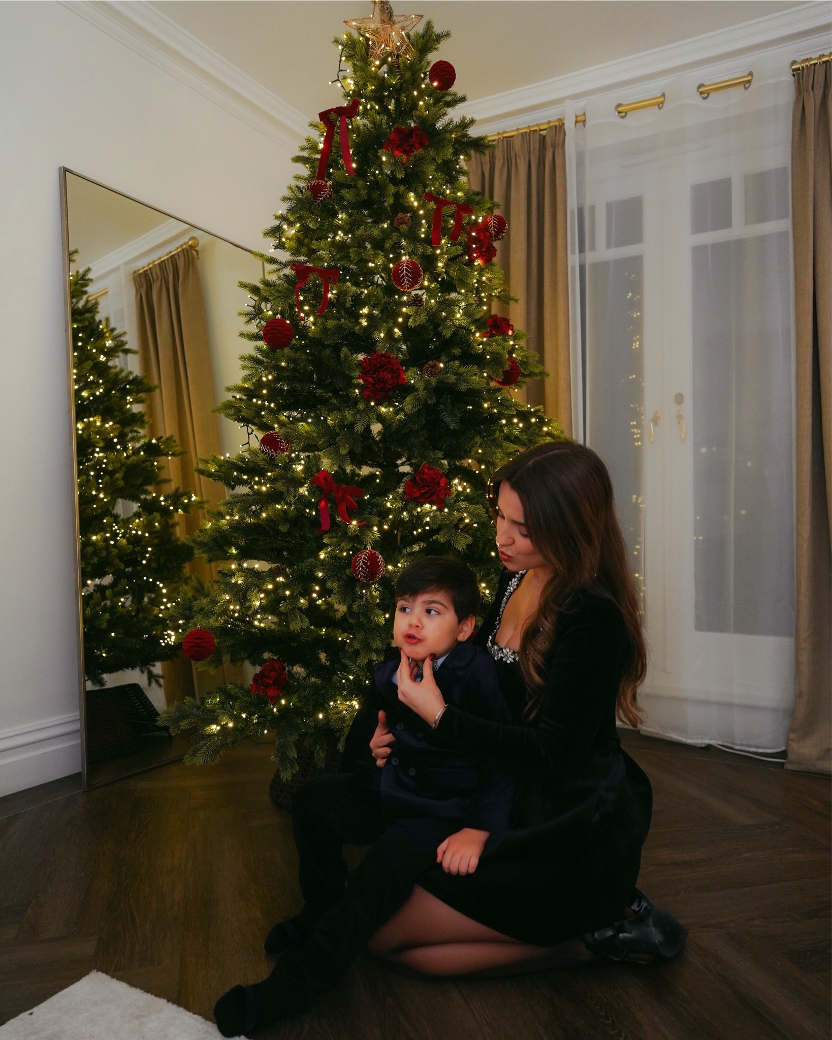 It’s December baby ♥️♥️♥️
Dress from Nadine Merabi Small 🖤

#LTKfestive #LTKstyletip #LTKuk