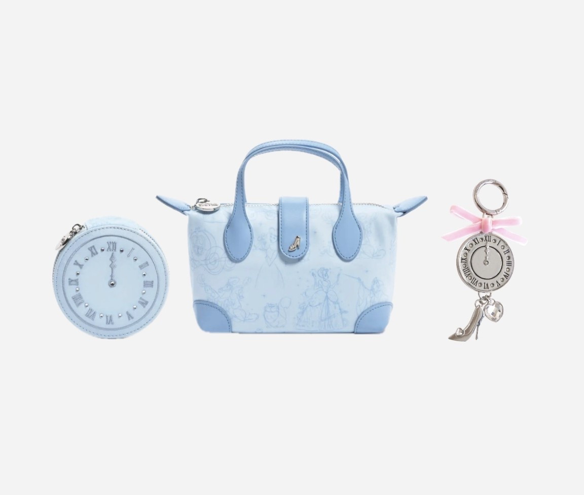 Cinderella stoney clover 🎀

#LTKTravel #LTKStyleTip #LTKItBag
