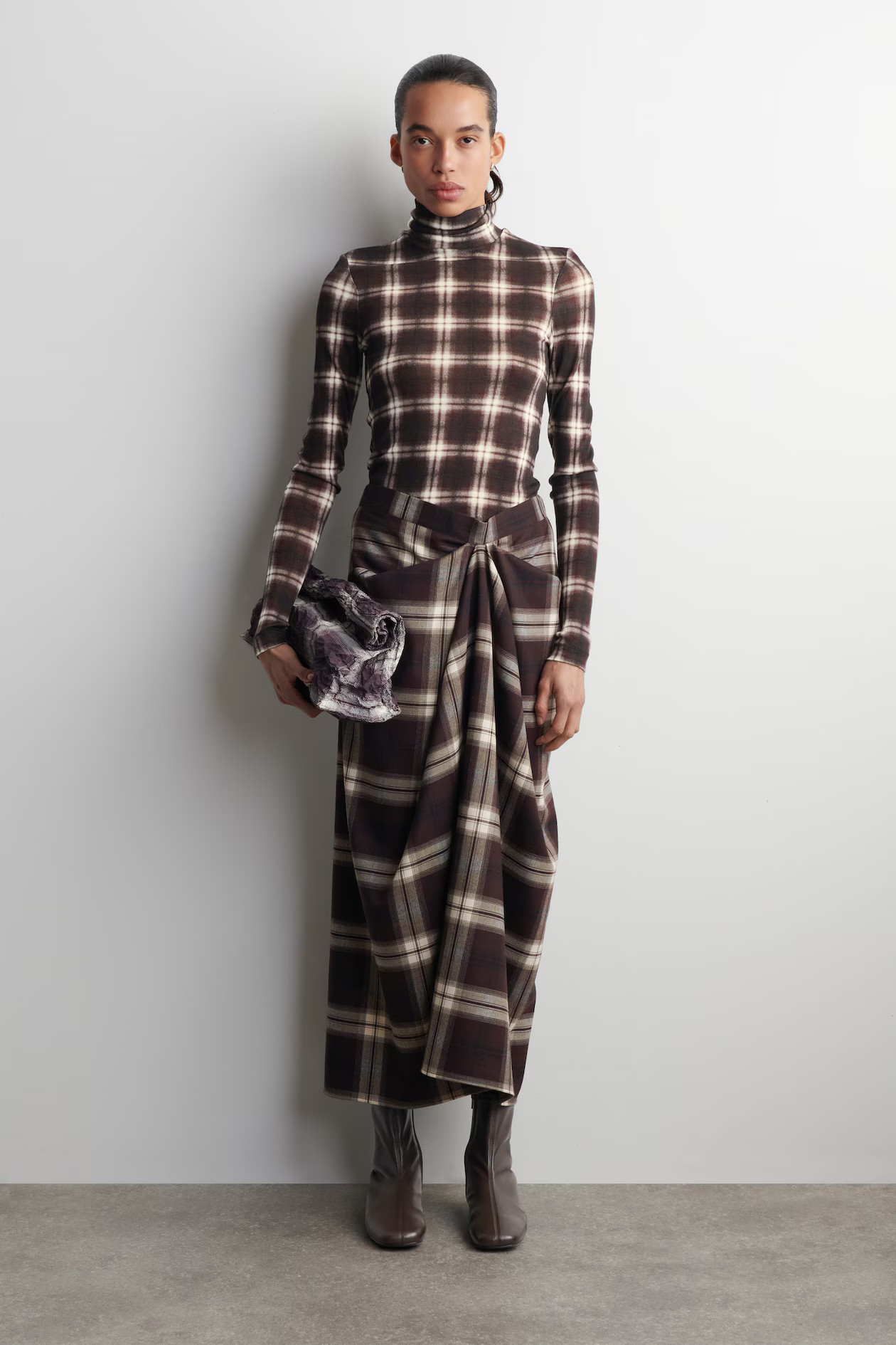 DRAPED CHECKED MIDI SKIRT - BURGUNDY / CHECKED | COS GB | COS UK