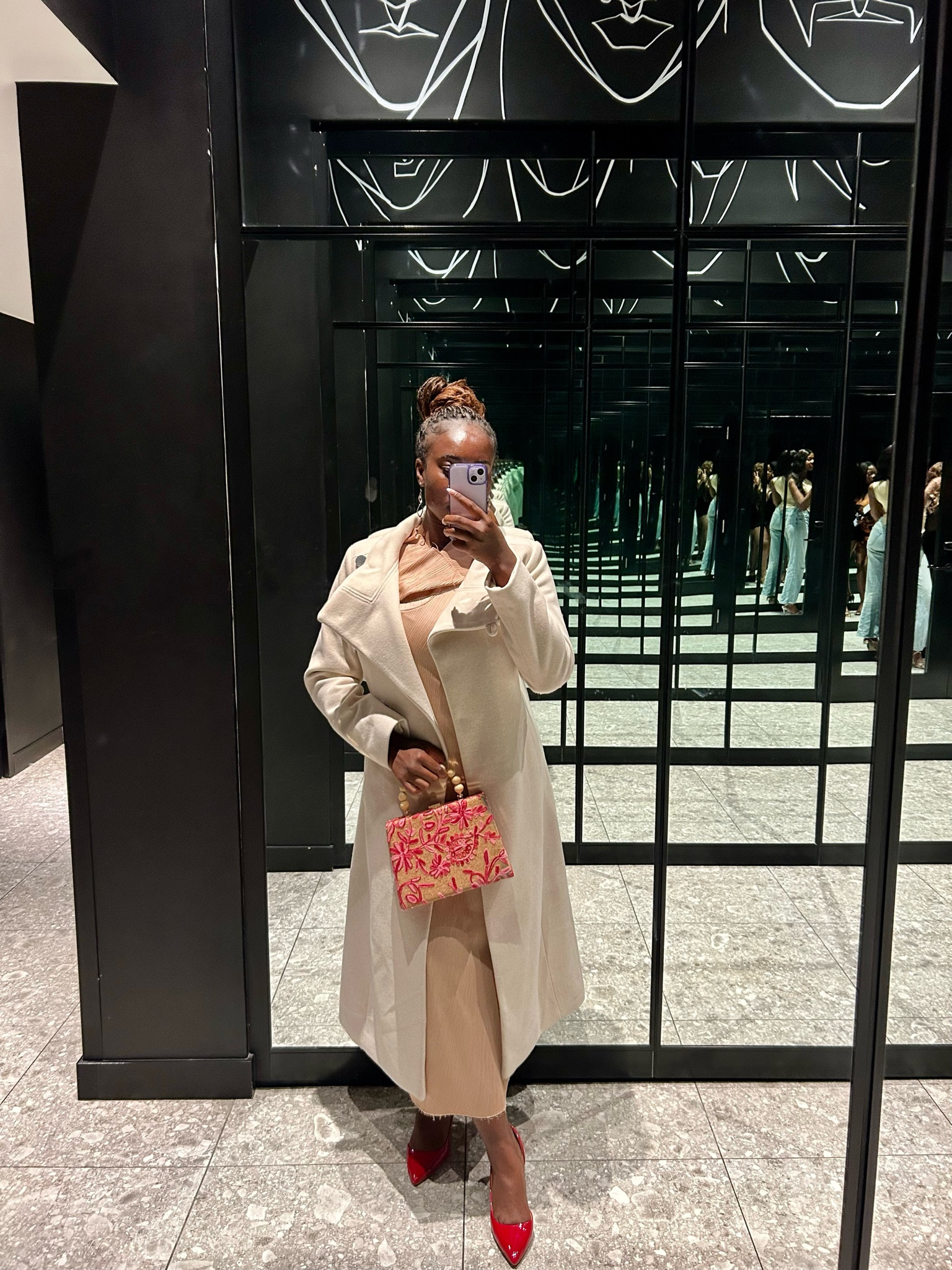 Love this look? Find similar styles linked here❤️

#LTKdatenight #LTKstyletip #LTKdresses