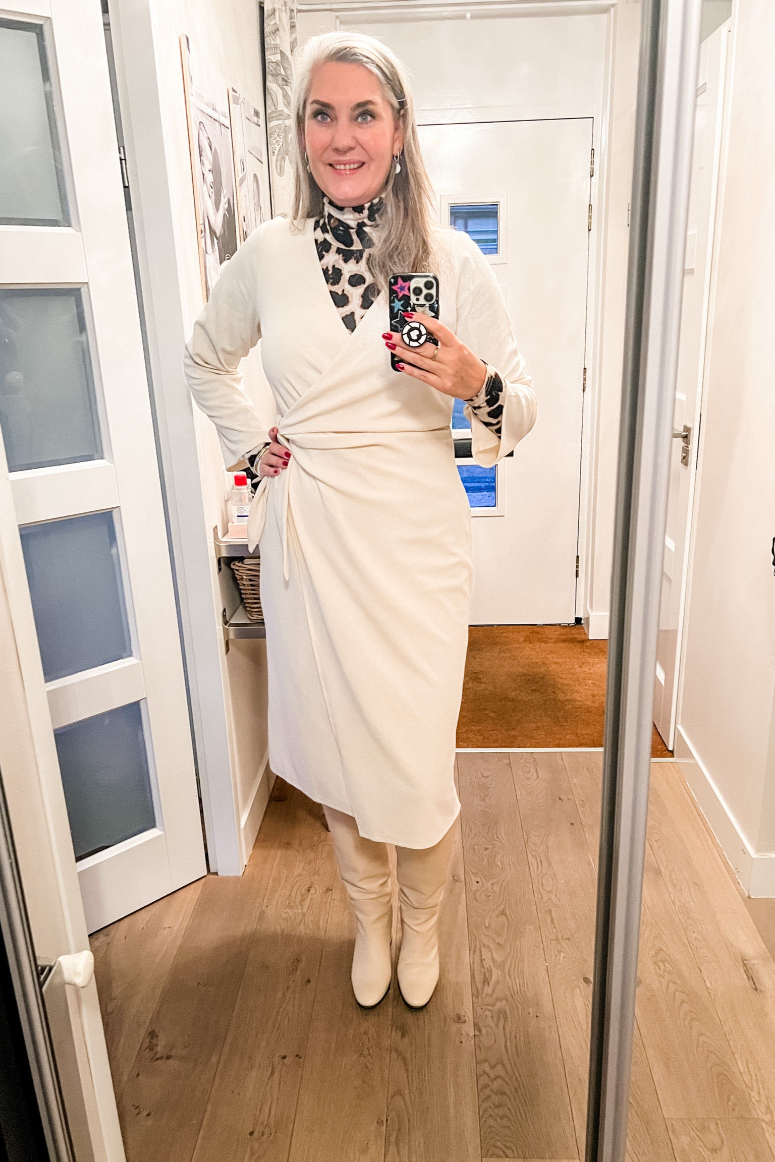 Ootd - Monday

Beige wrap dress layered over a leopard print turtleneck top. Beige knee high boots are from Sacha Shoes. 



#LTKstyletip #LTKeurope #LTKworkwear