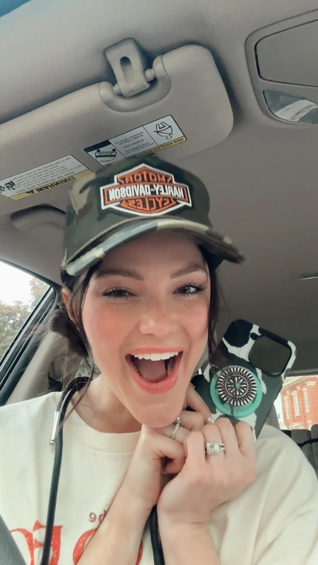 Phone case refresh! 

#amazon #founditonamazon #phonecase #iphone #popsocket #techfinds

#LTKFamily #LTKGiftGuide #LTKTravel