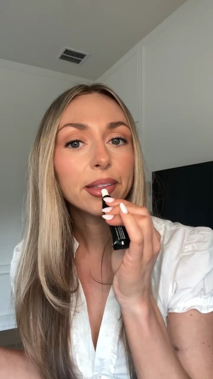 My current lip combo!! 

Lip combo, lip liner, makeup routine

#LTKBeauty